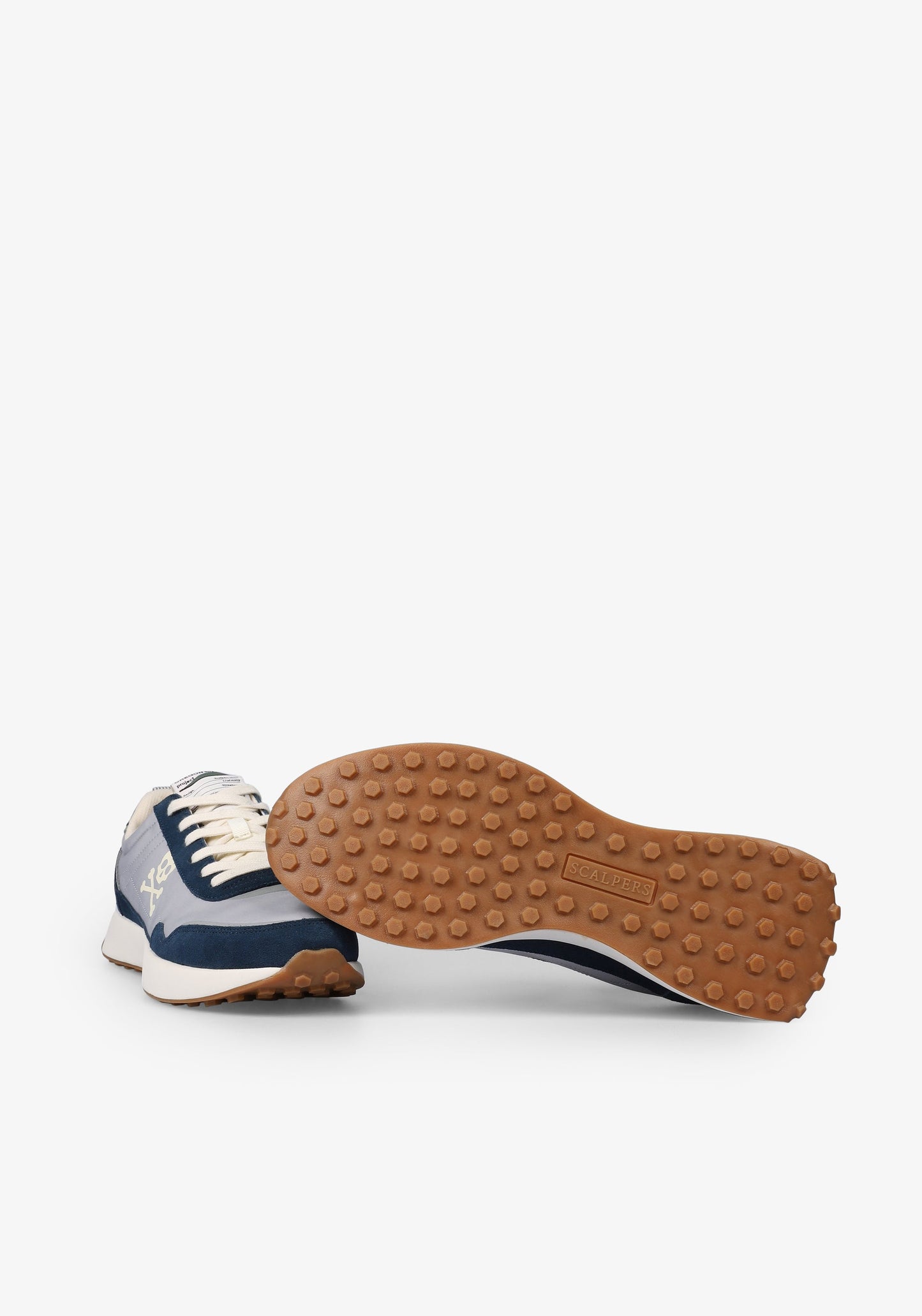 SNEAKERS SUELA DENTADA