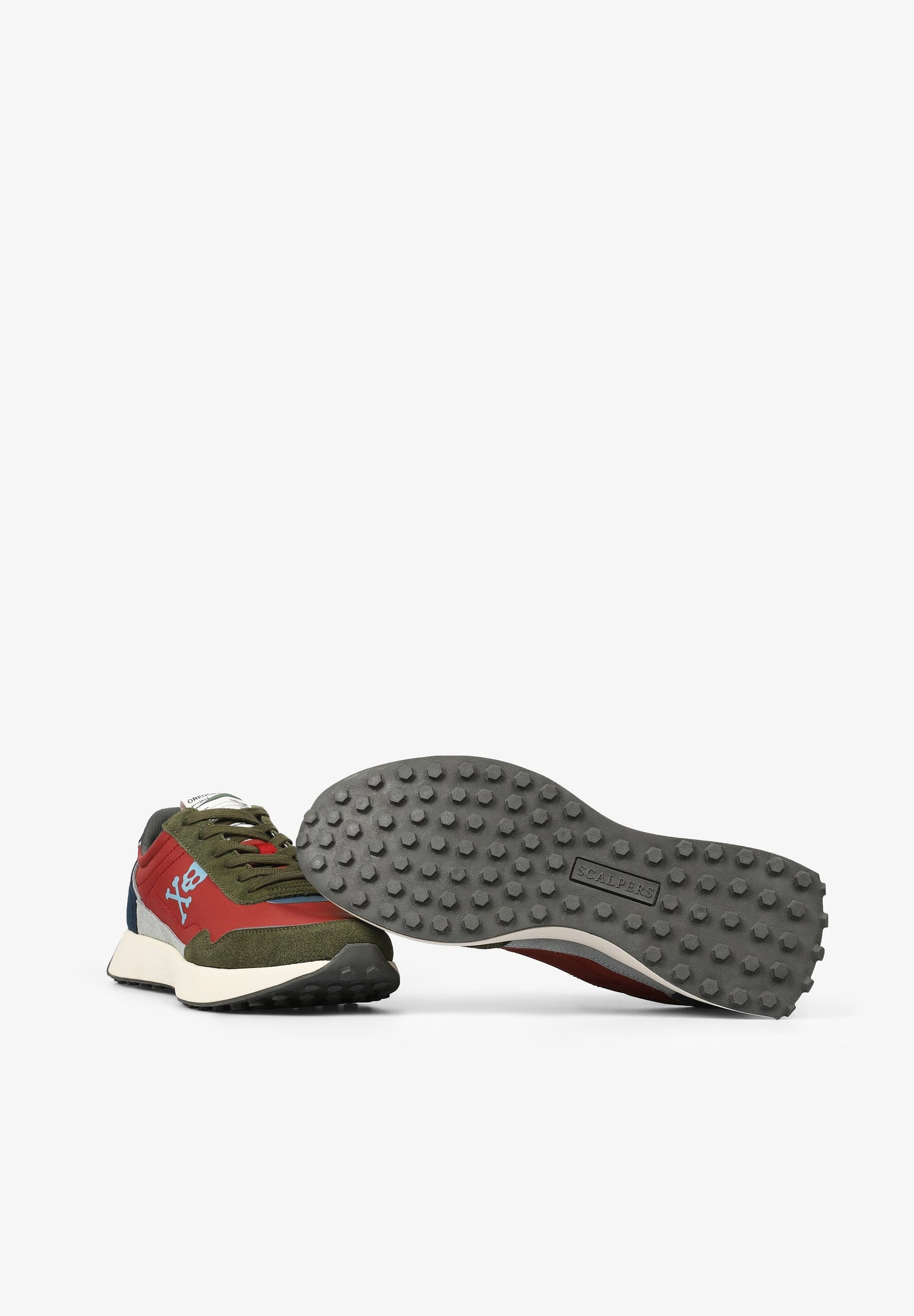 SNEAKERS SUELA DENTADA