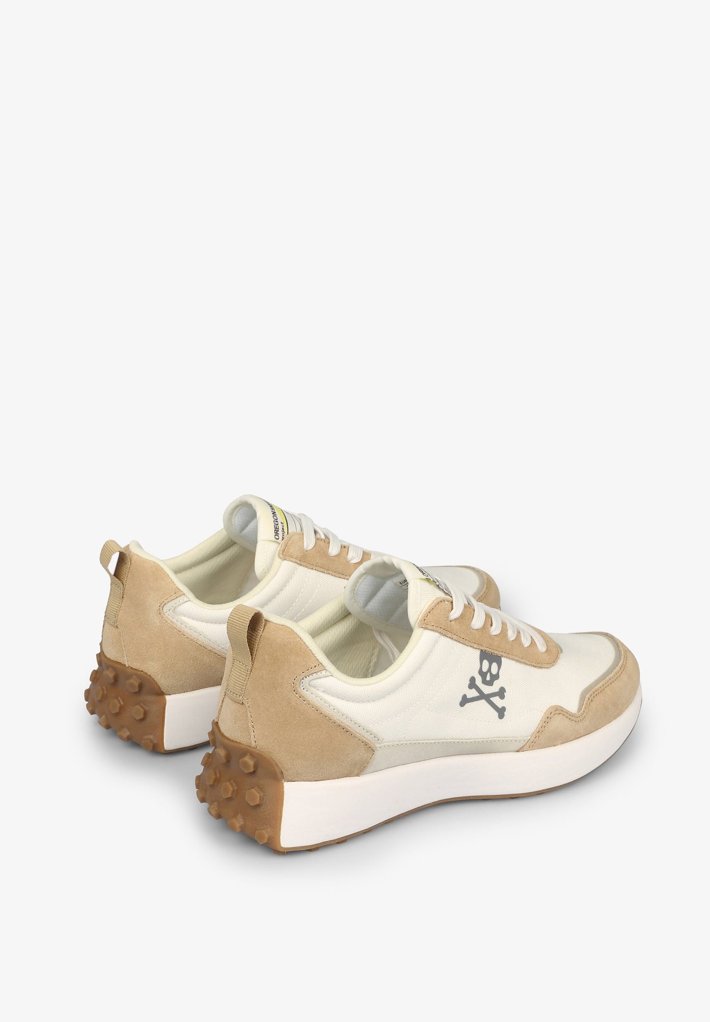 SNEAKERS CALAVERA CONTRASTE