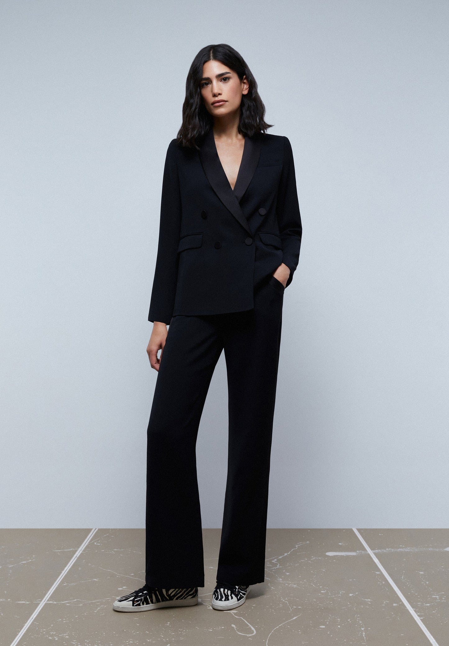 BLAZER CRUZADA TIPO ESMOQUIN