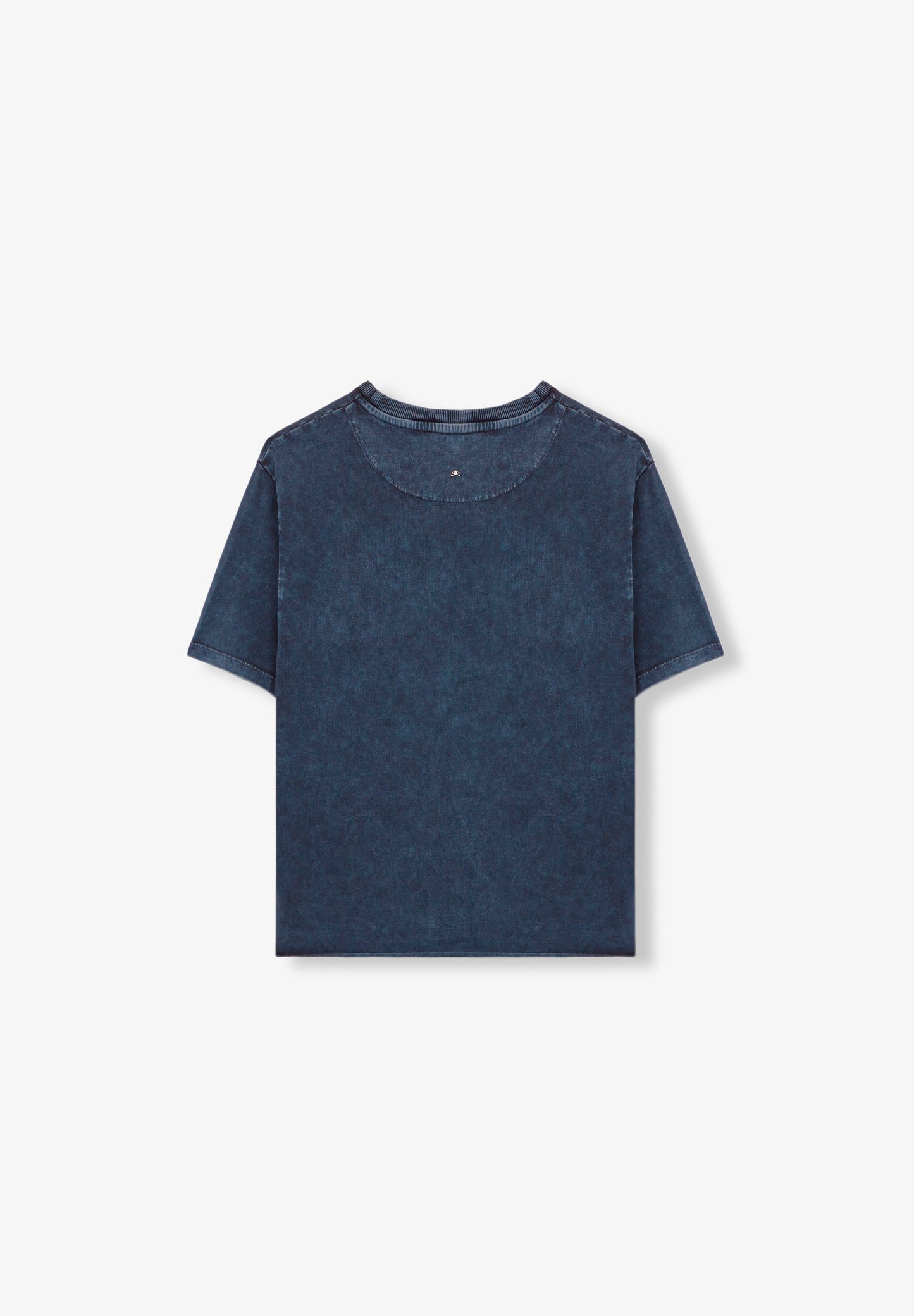 CAMISETA LAVADA PLISADO LATERAL