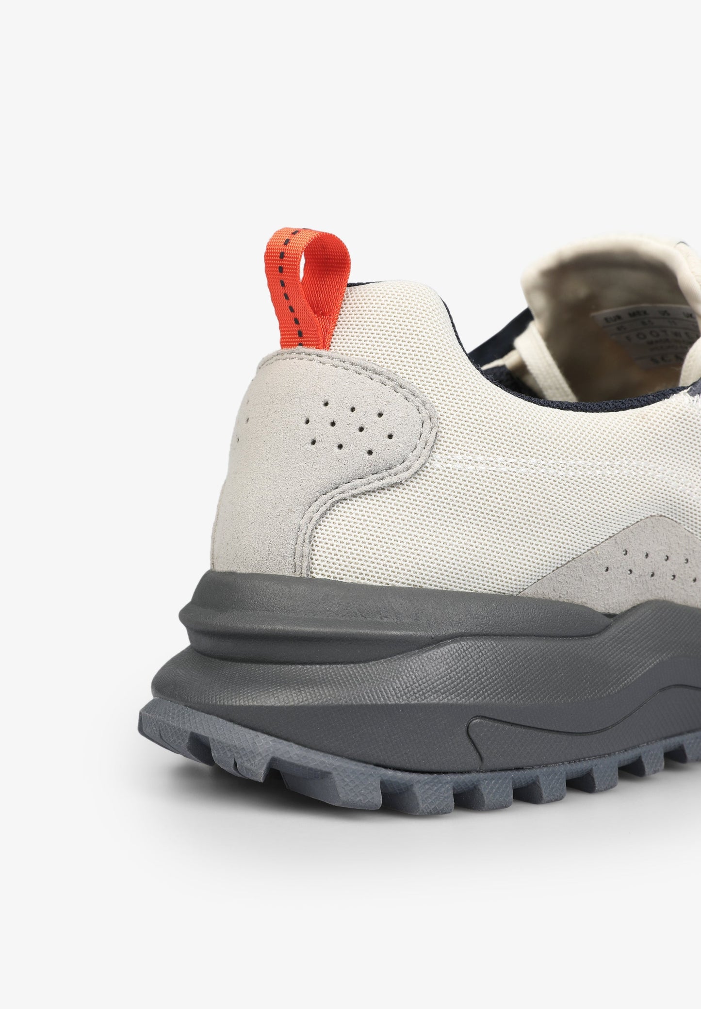 SNEAKERS TEJIDOS CALAVERA