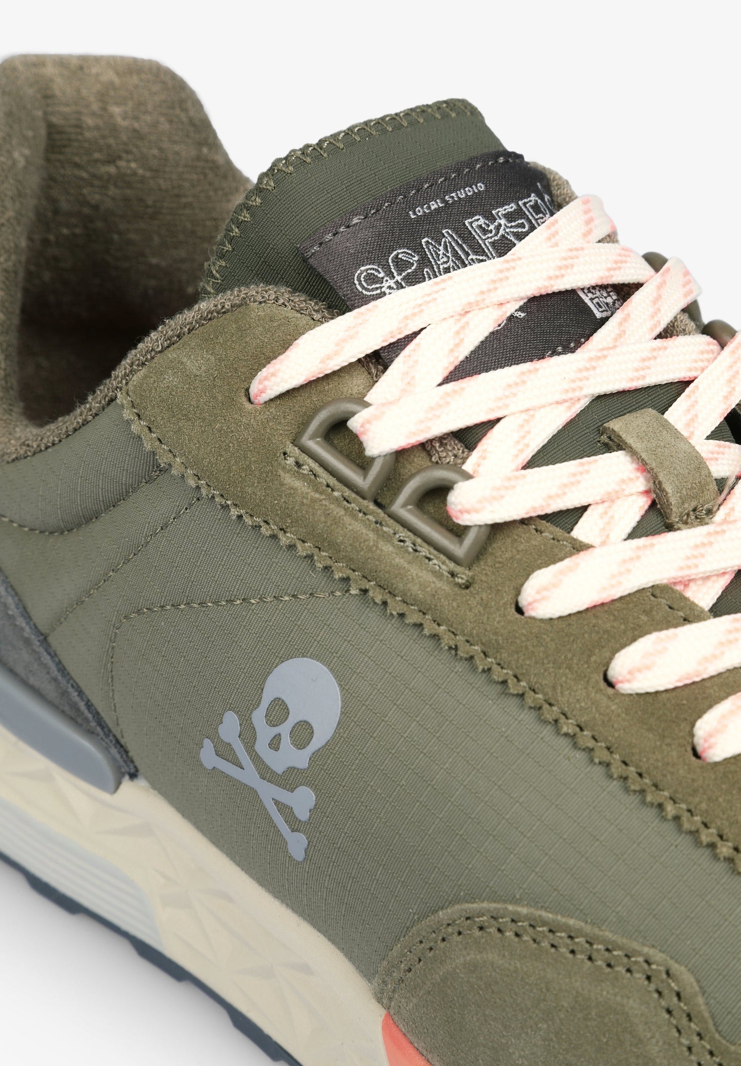 SNEAKERS CALAVERA LATERAL