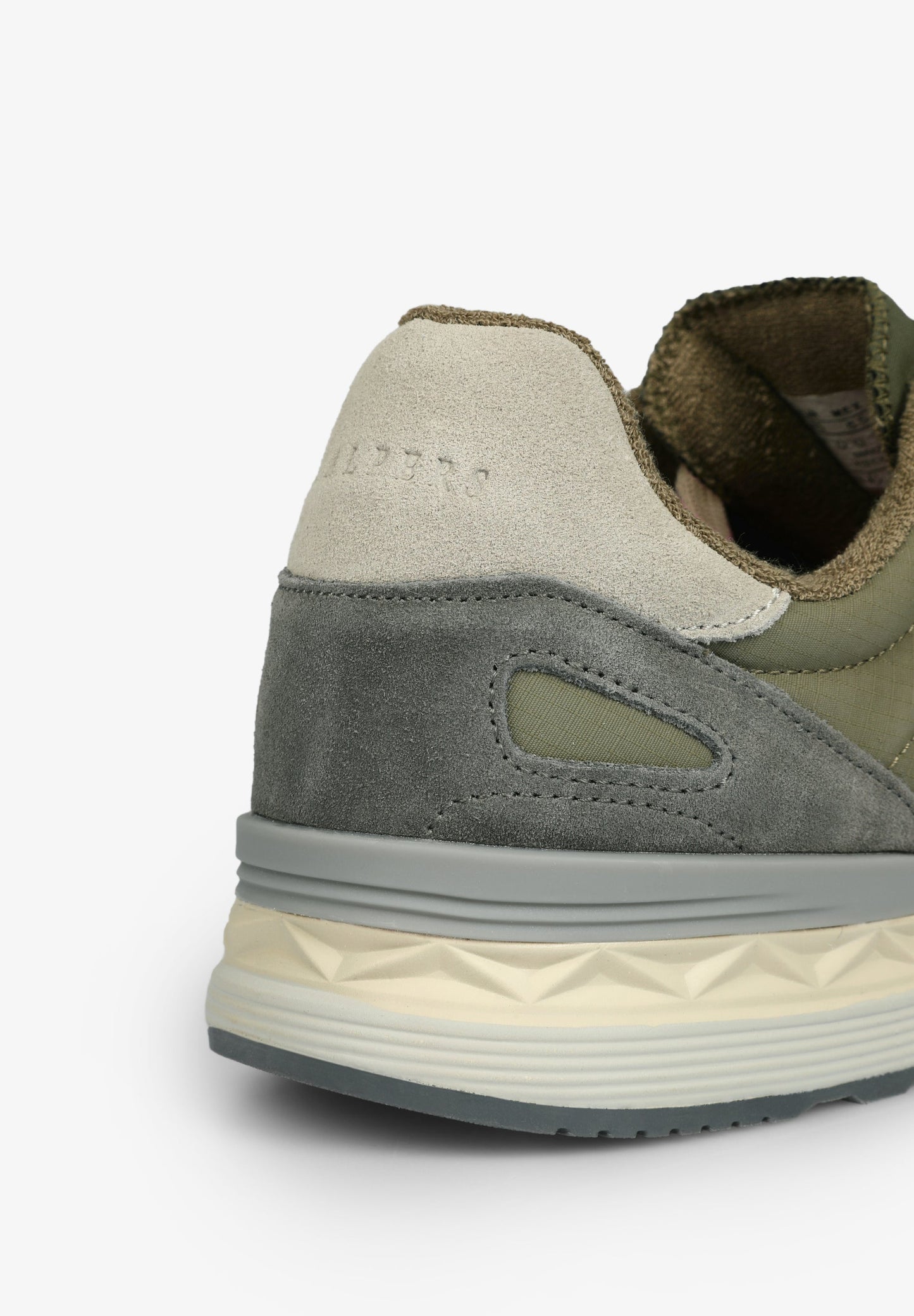 SNEAKERS CALAVERA LATERAL