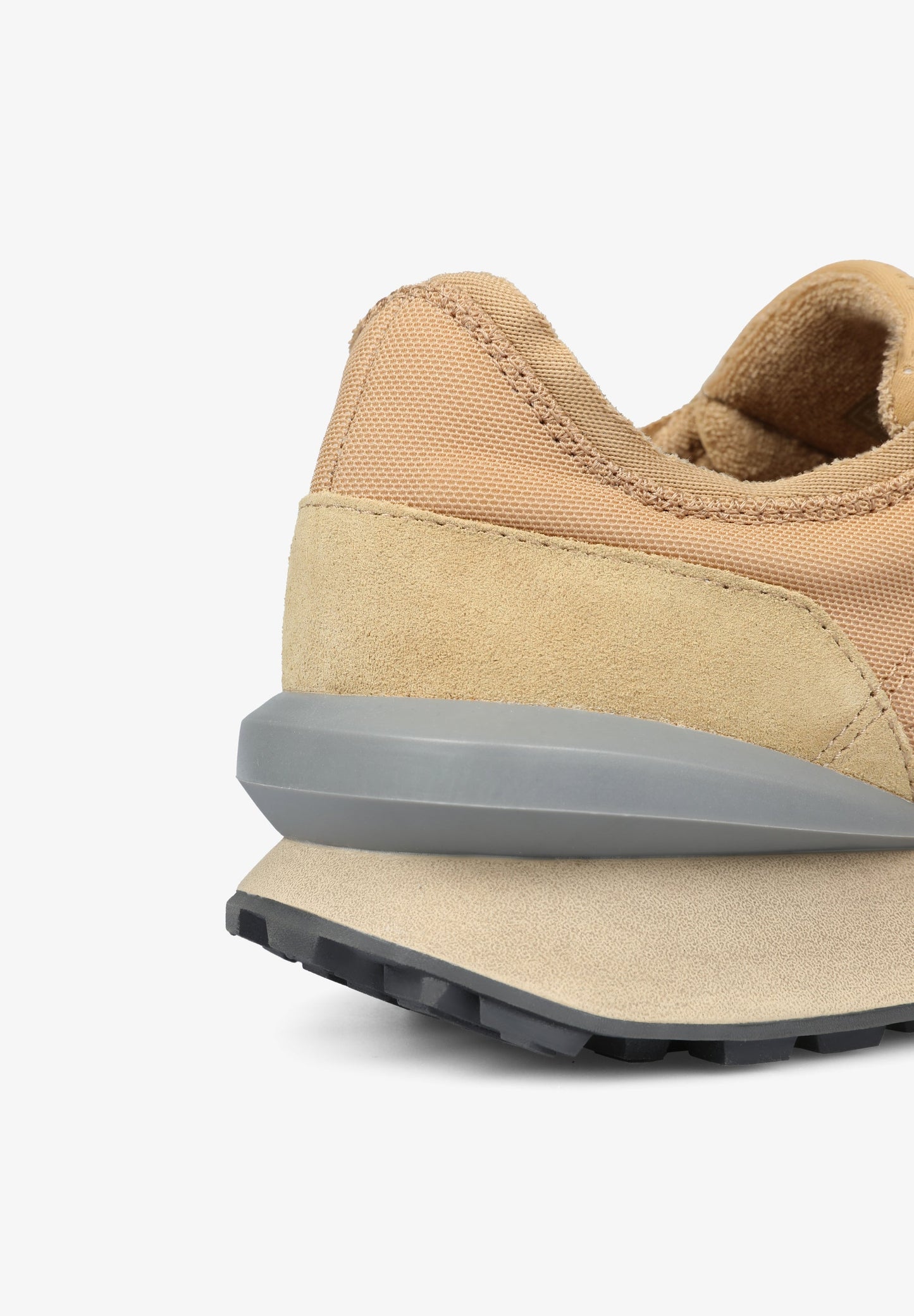 SNEAKERS CALAVERA ESTABILIZADOR