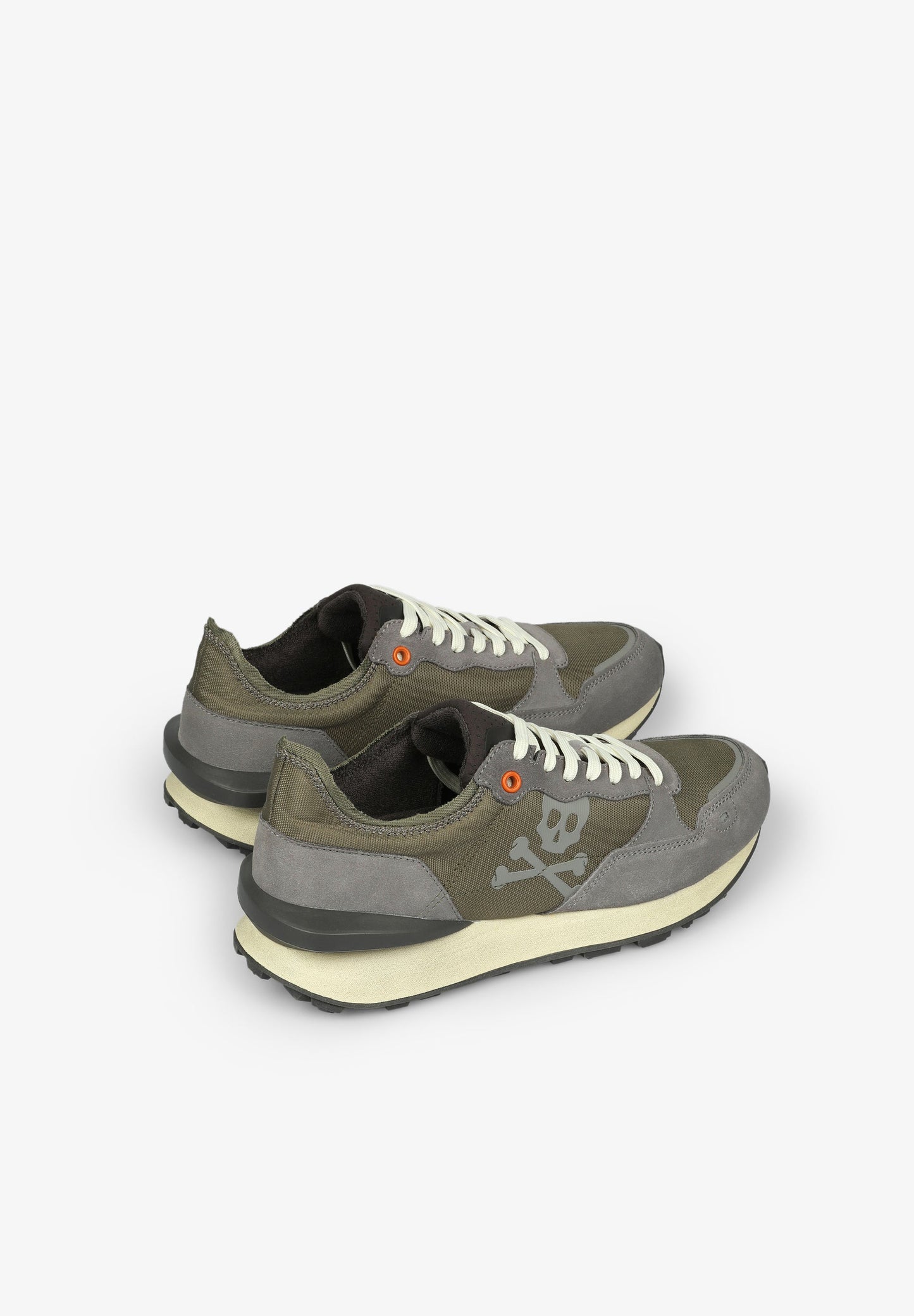 SNEAKERS CALAVERA ESTABILIZADOR