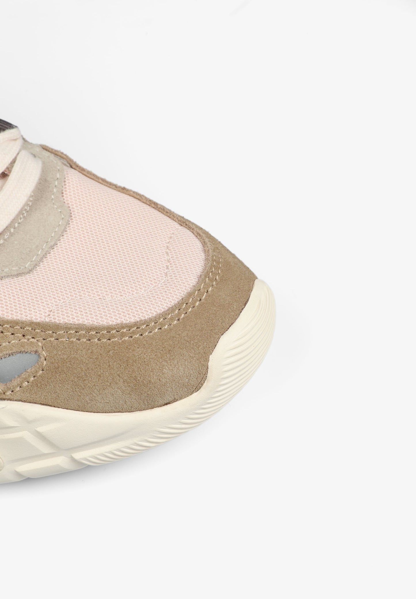 SNEAKERS SUELA GRUESA