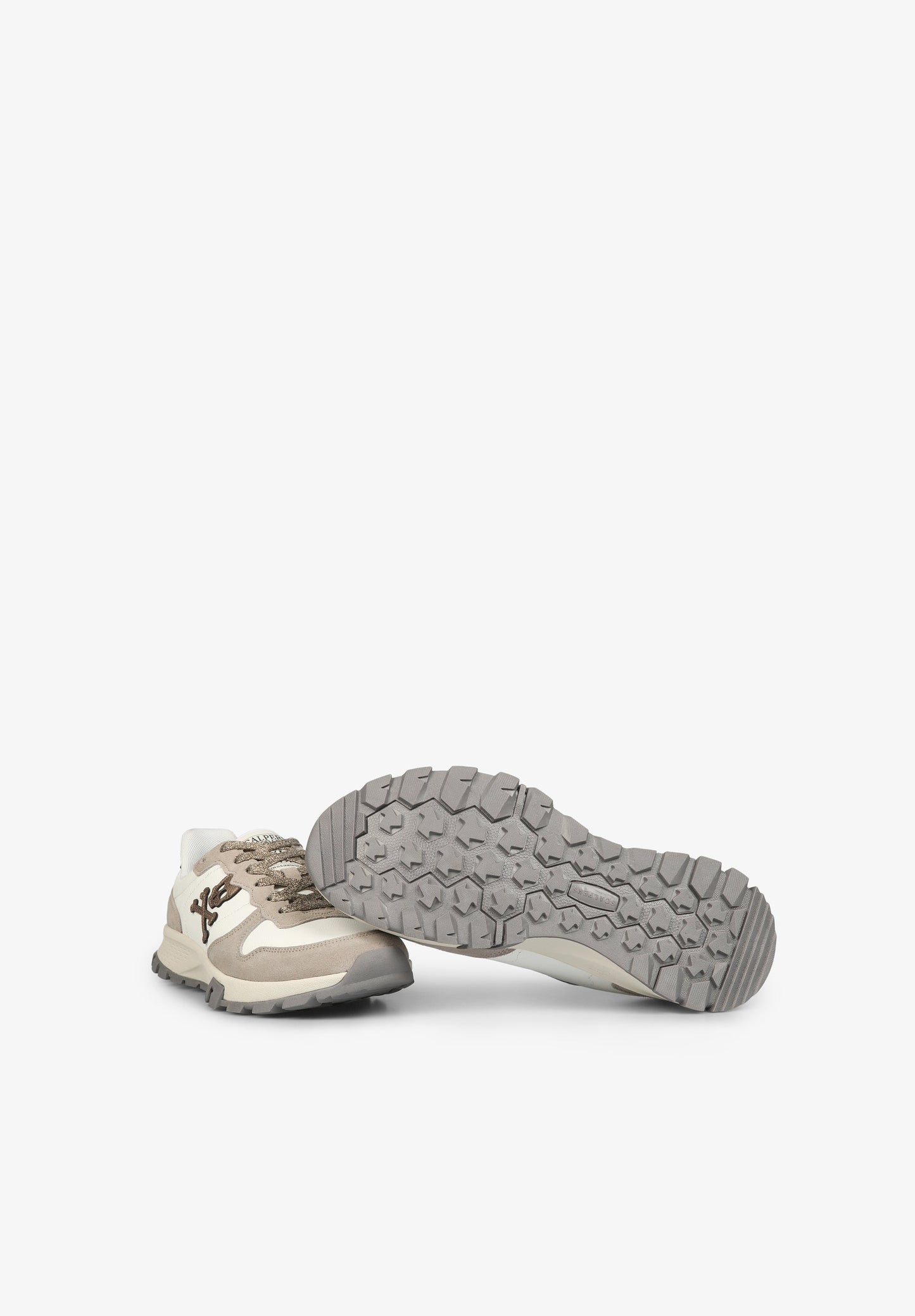 SNEAKERS CALAVERA SUELA DENTADA