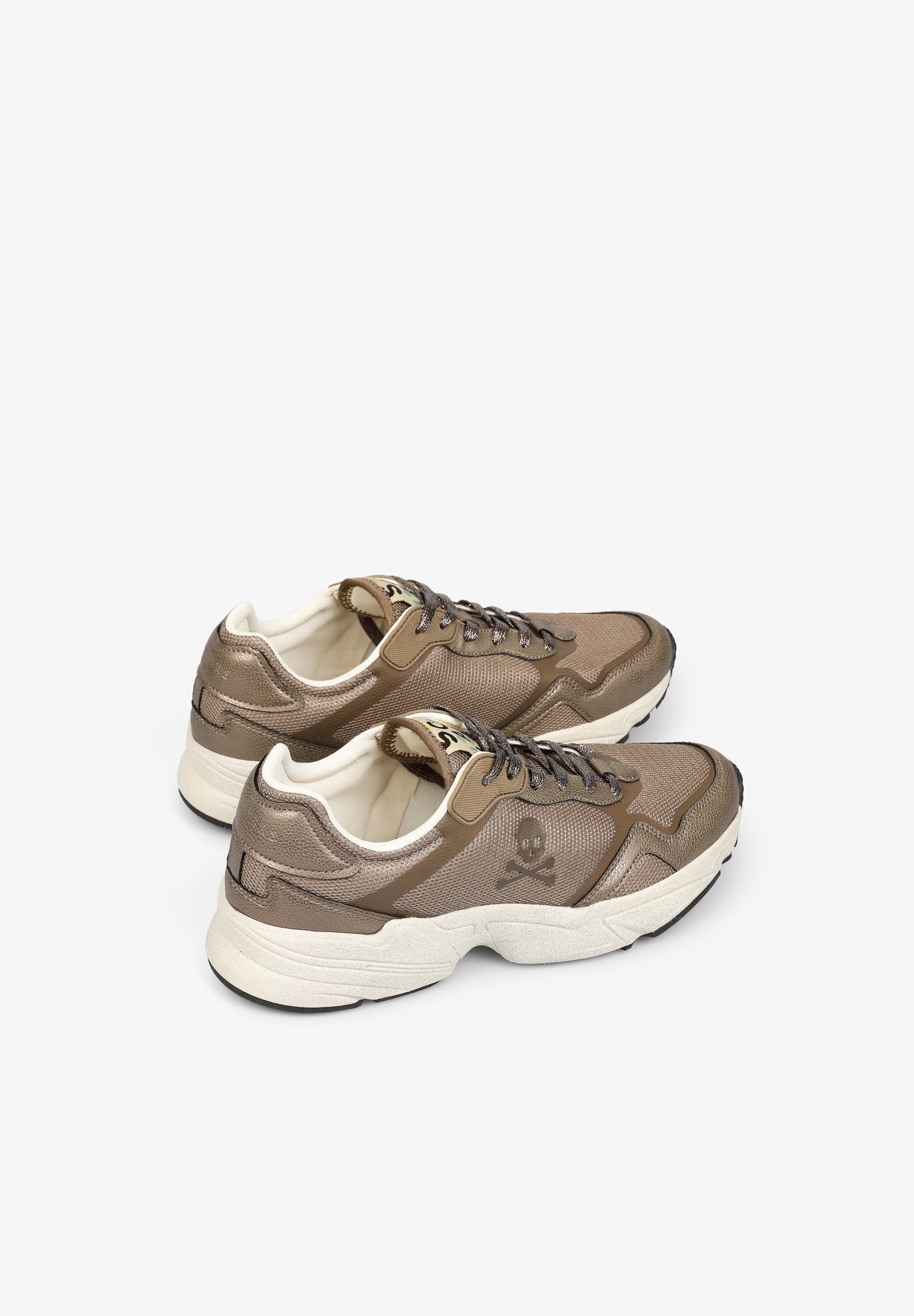 SNEAKERS SUELA GRUESA