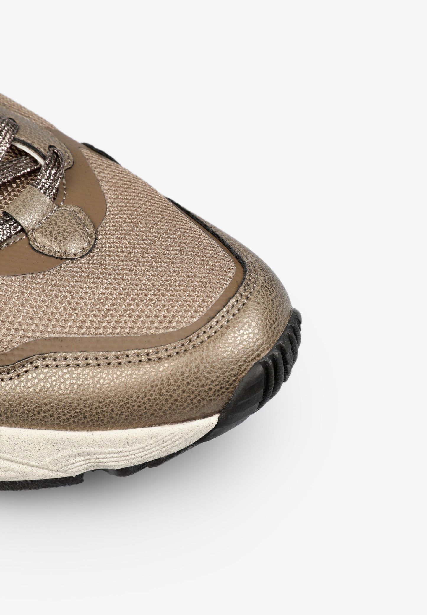 SNEAKERS SUELA GRUESA