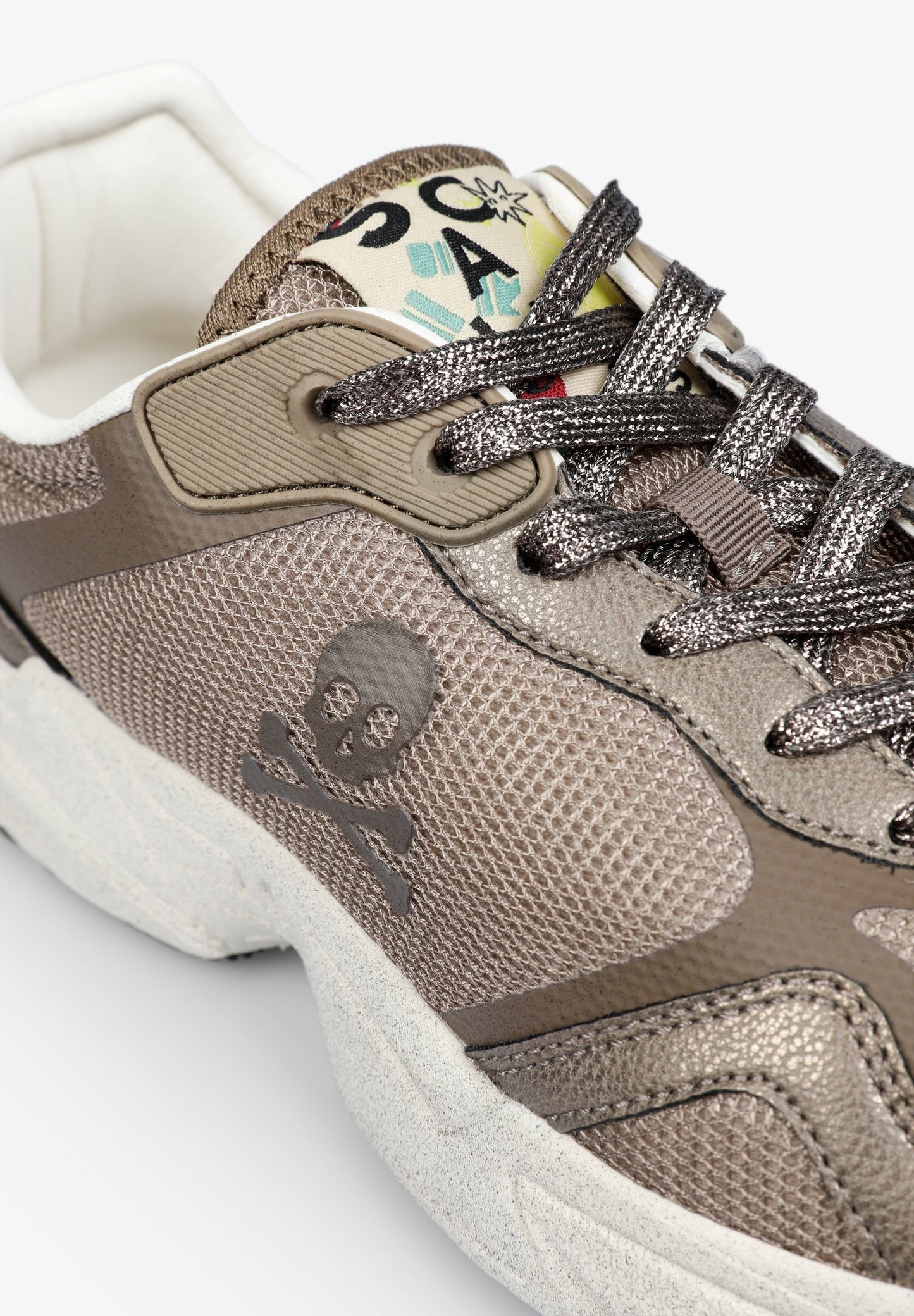 SNEAKERS SUELA GRUESA