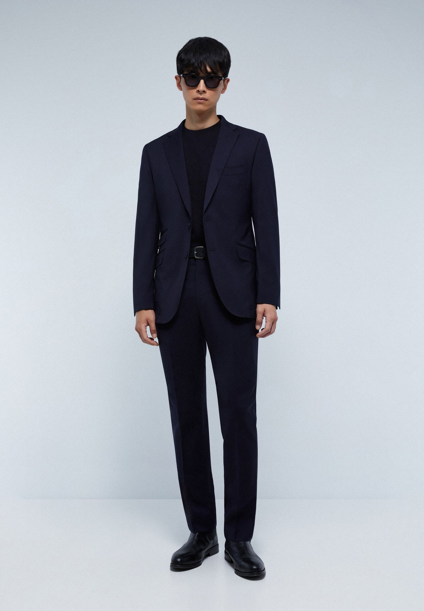 TRAJE AZUL MARINO ESTRUCTURA BOLSILLOS
