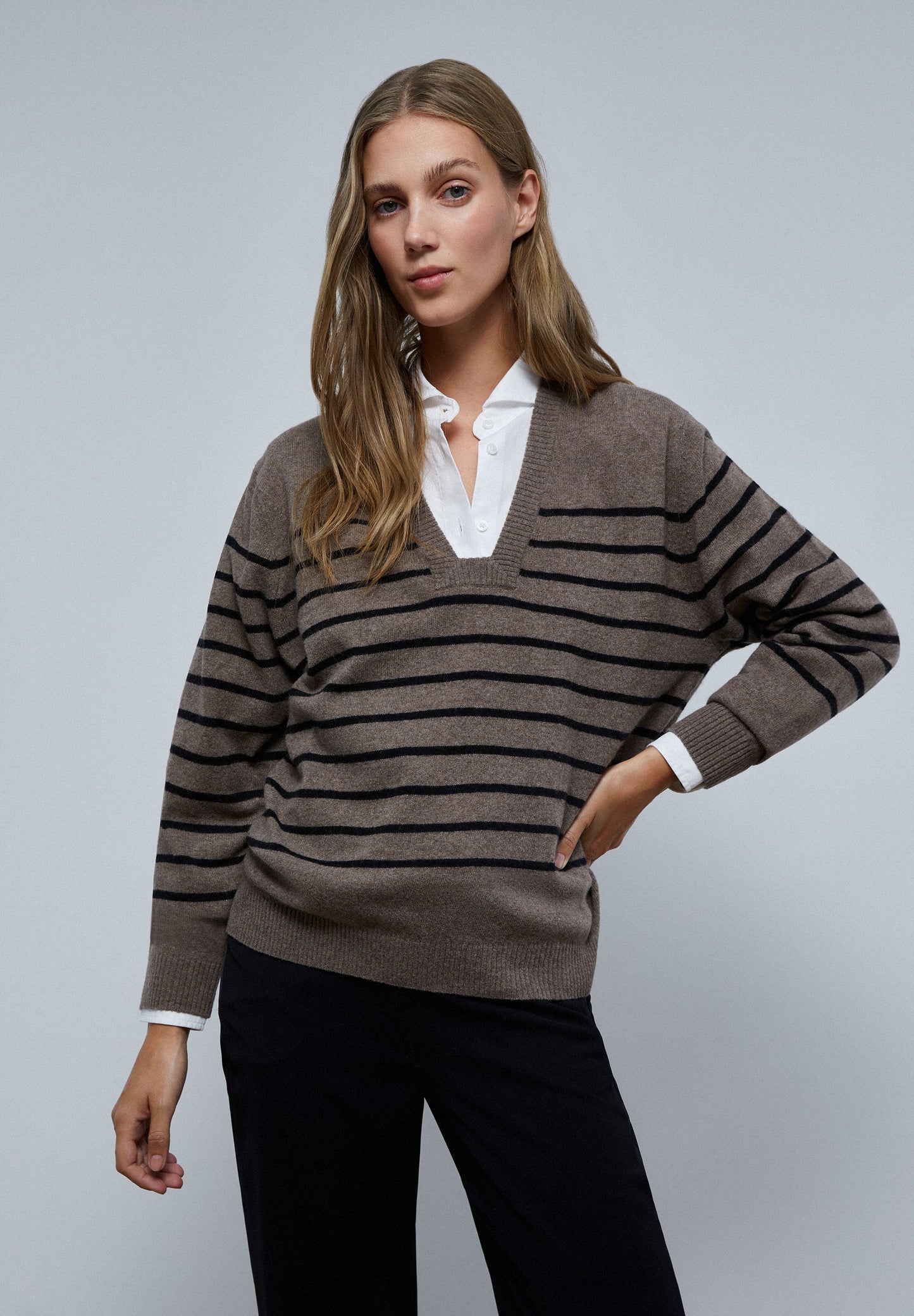 JERSEY RAYAS DETALLE ESCOTE
