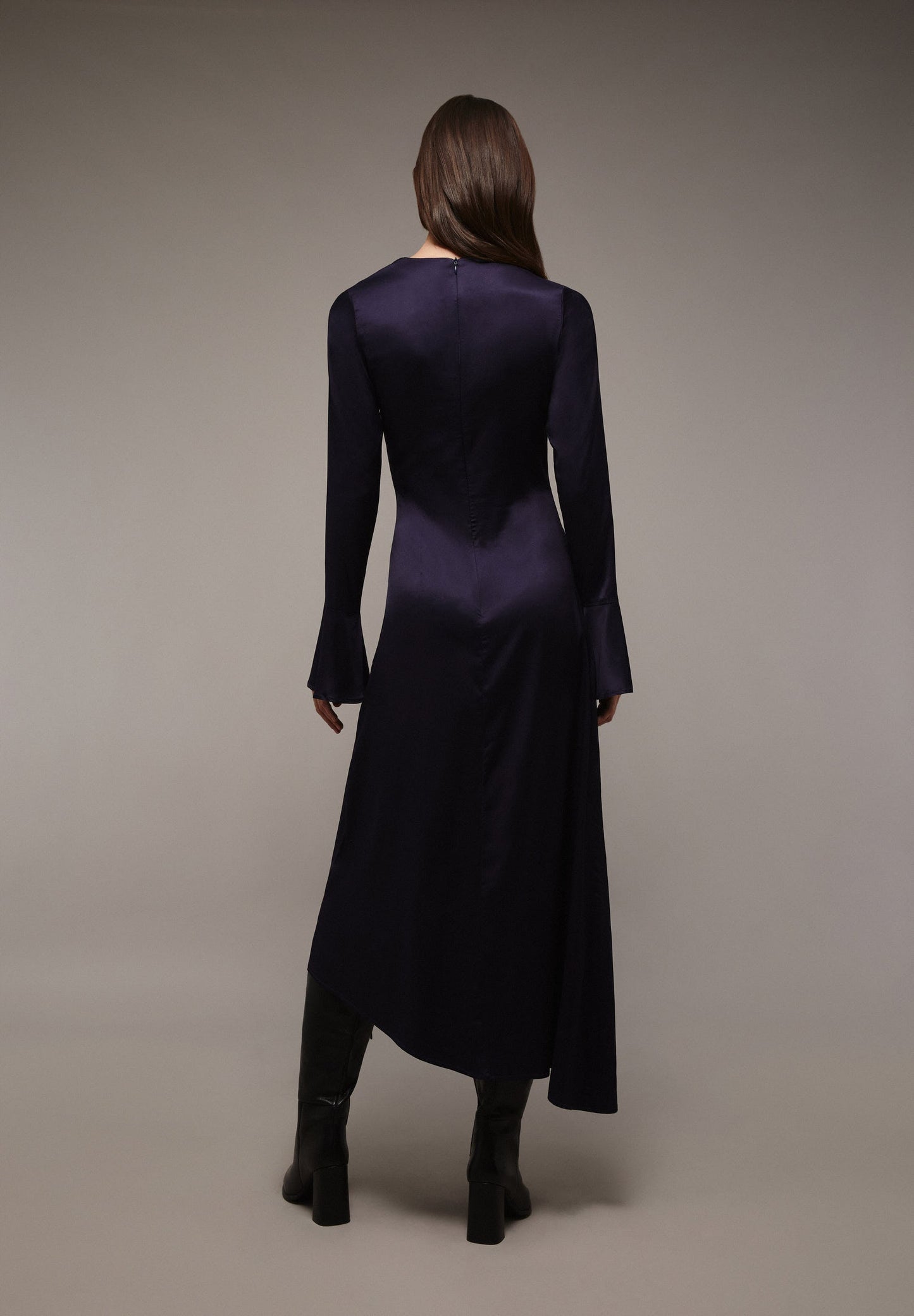 VESTIDO MIDI SATINADO ABERTURAS
