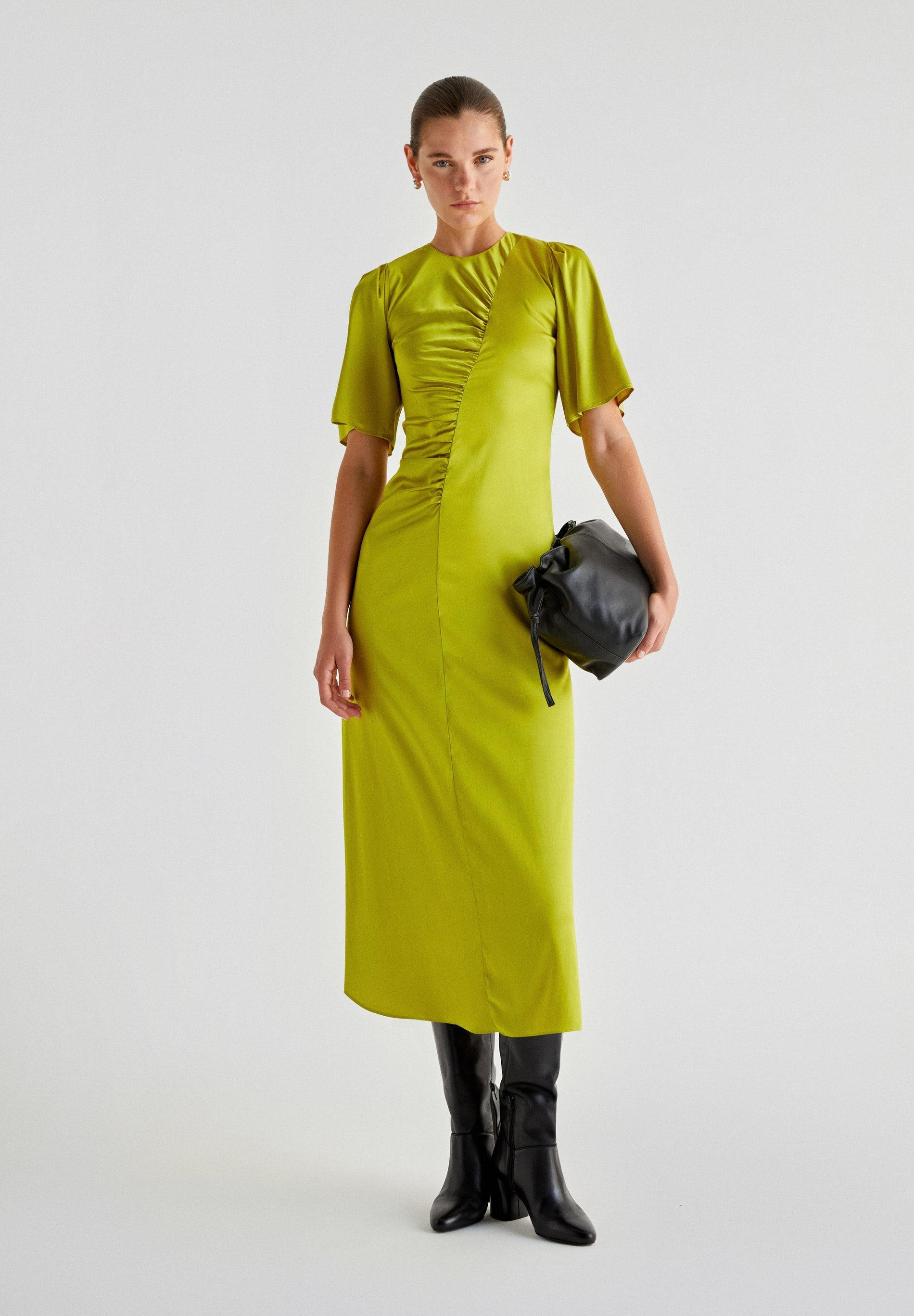 VESTIDO CORTE DRAPEADO