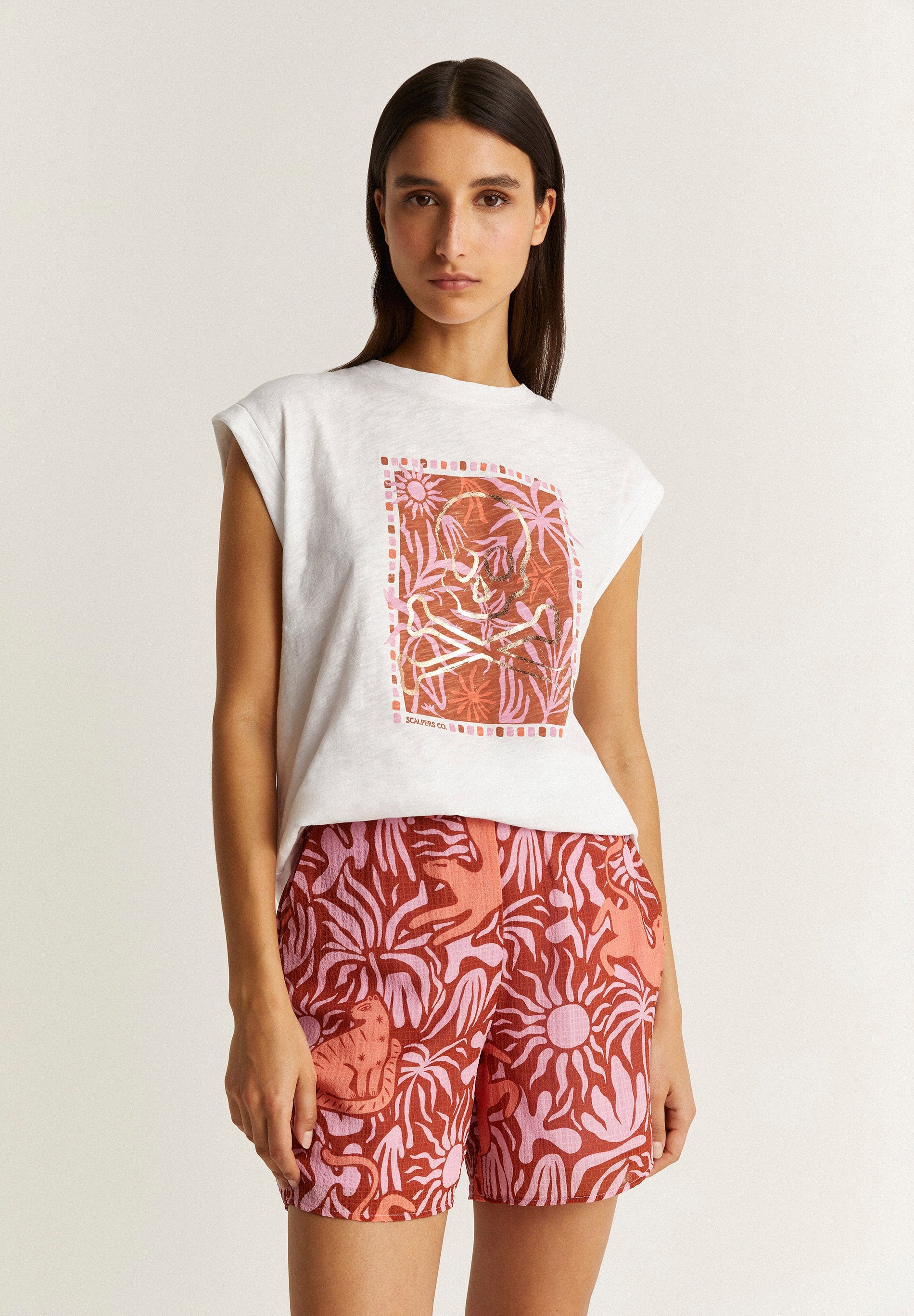 CAMISETA PRINT FRONTAL VUELTA MANGA