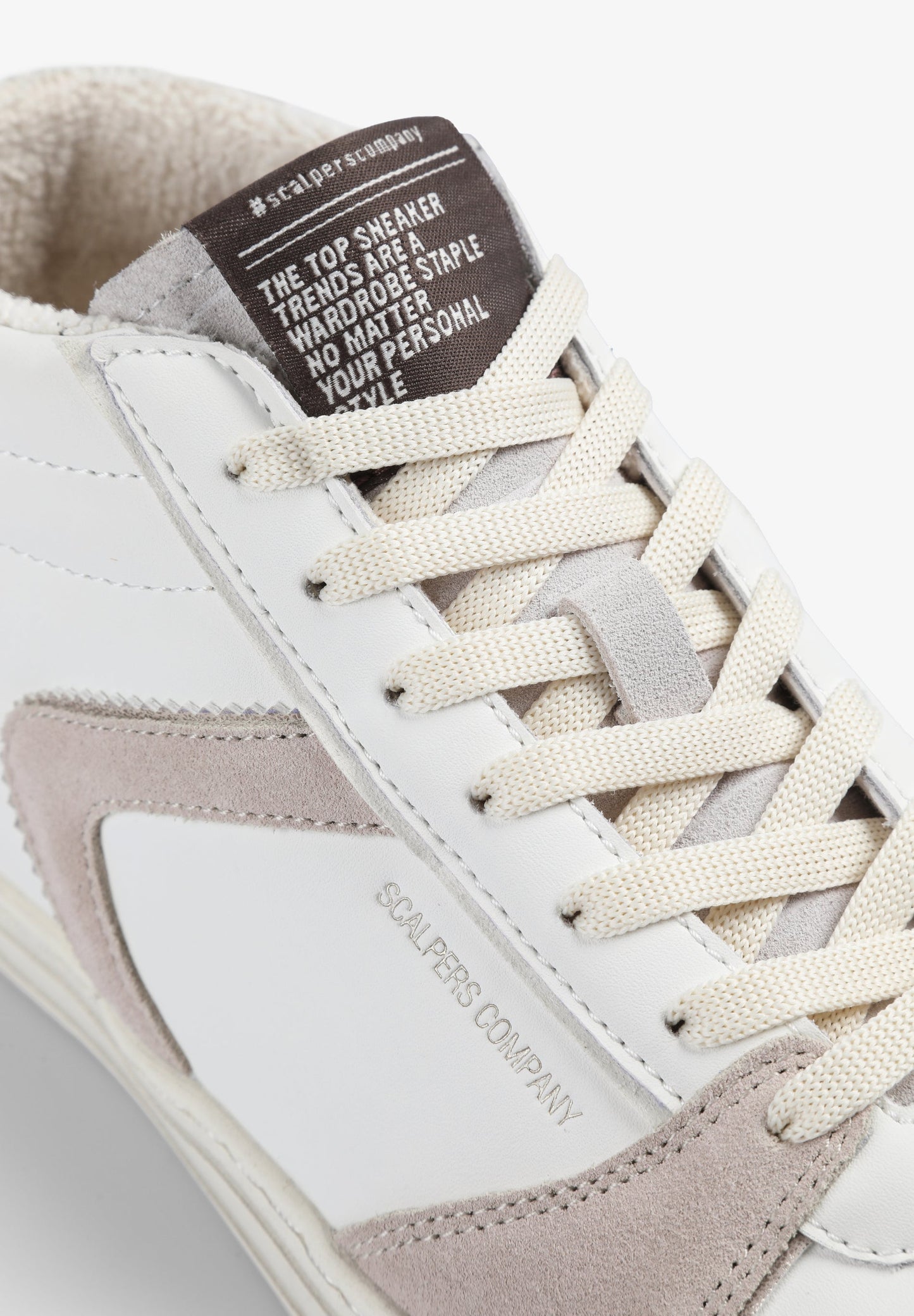 SNEAKERS ALTAS DETALLES SERRAJE