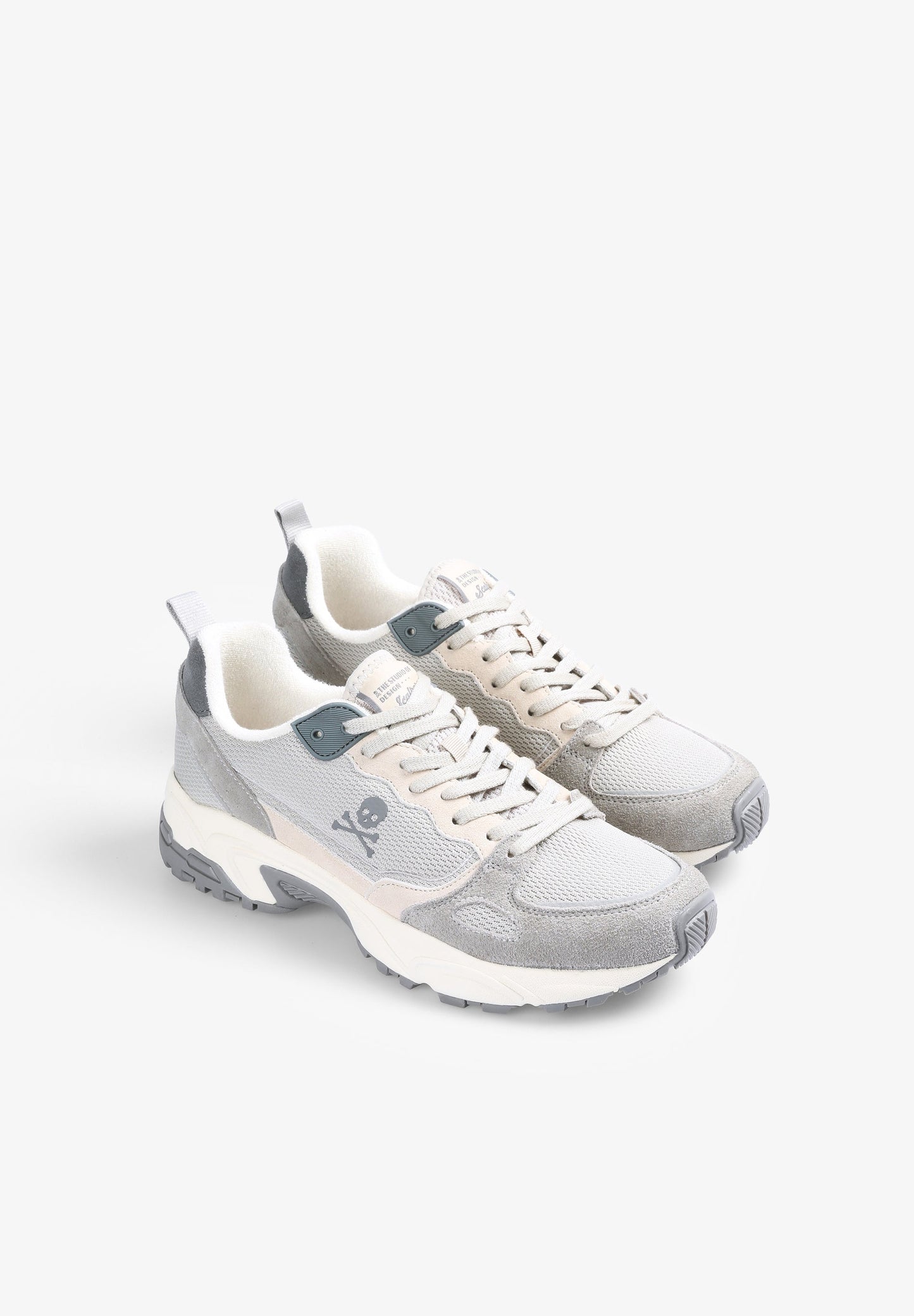 SNEAKERS COMBINADA CALAVERA