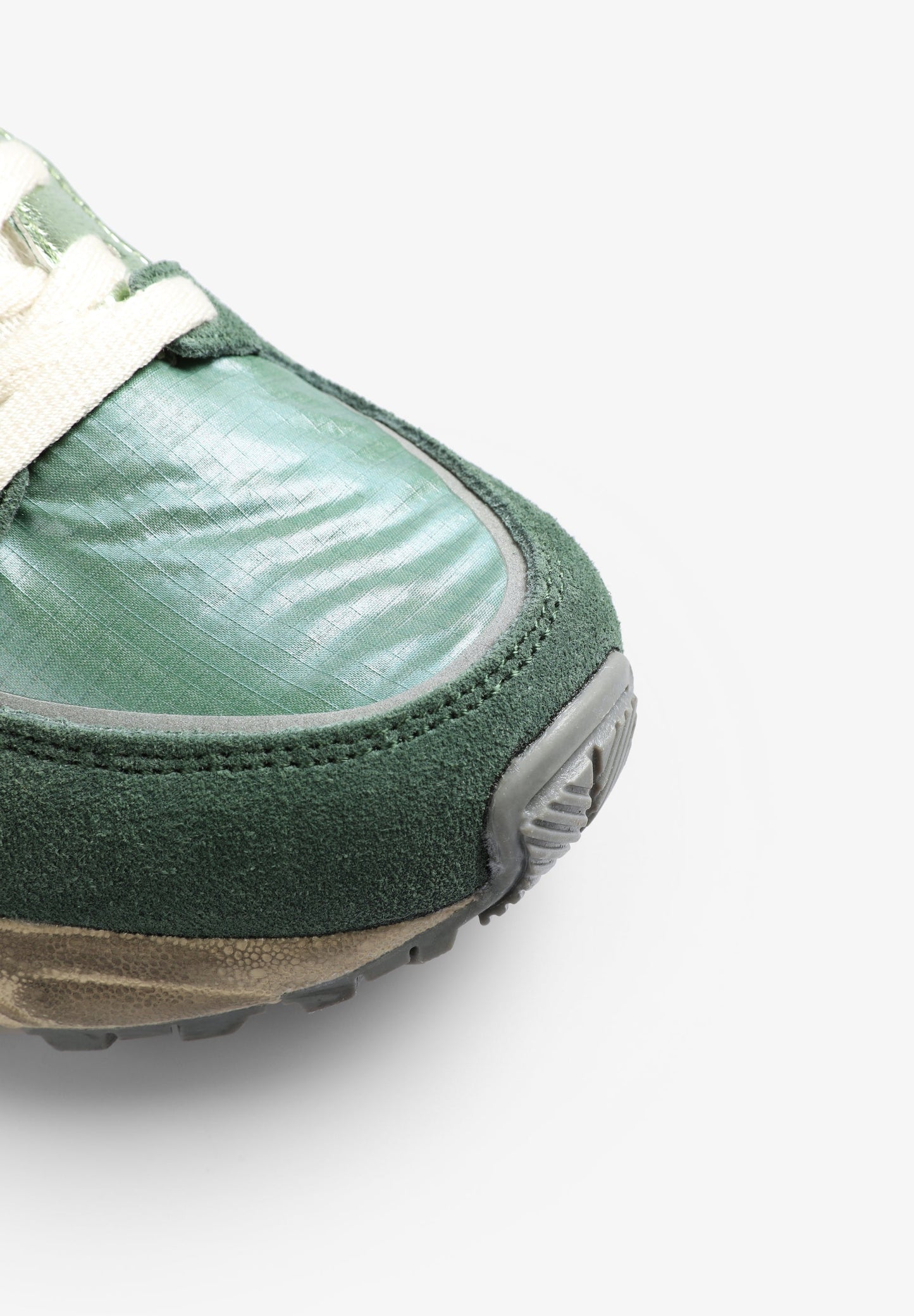 SNEAKERS COMBINADA METALIZADA