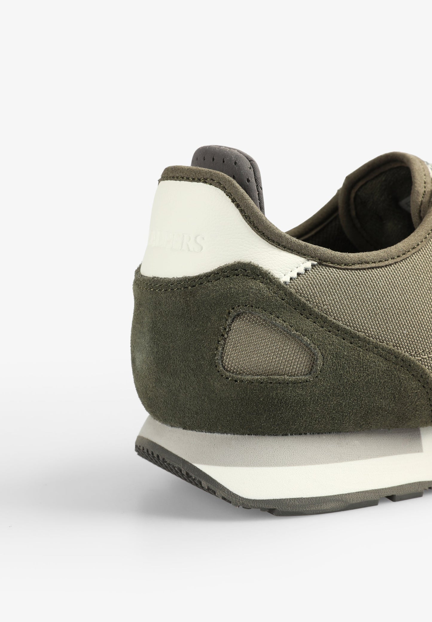 SNEAKERS ANTE CALAVERA