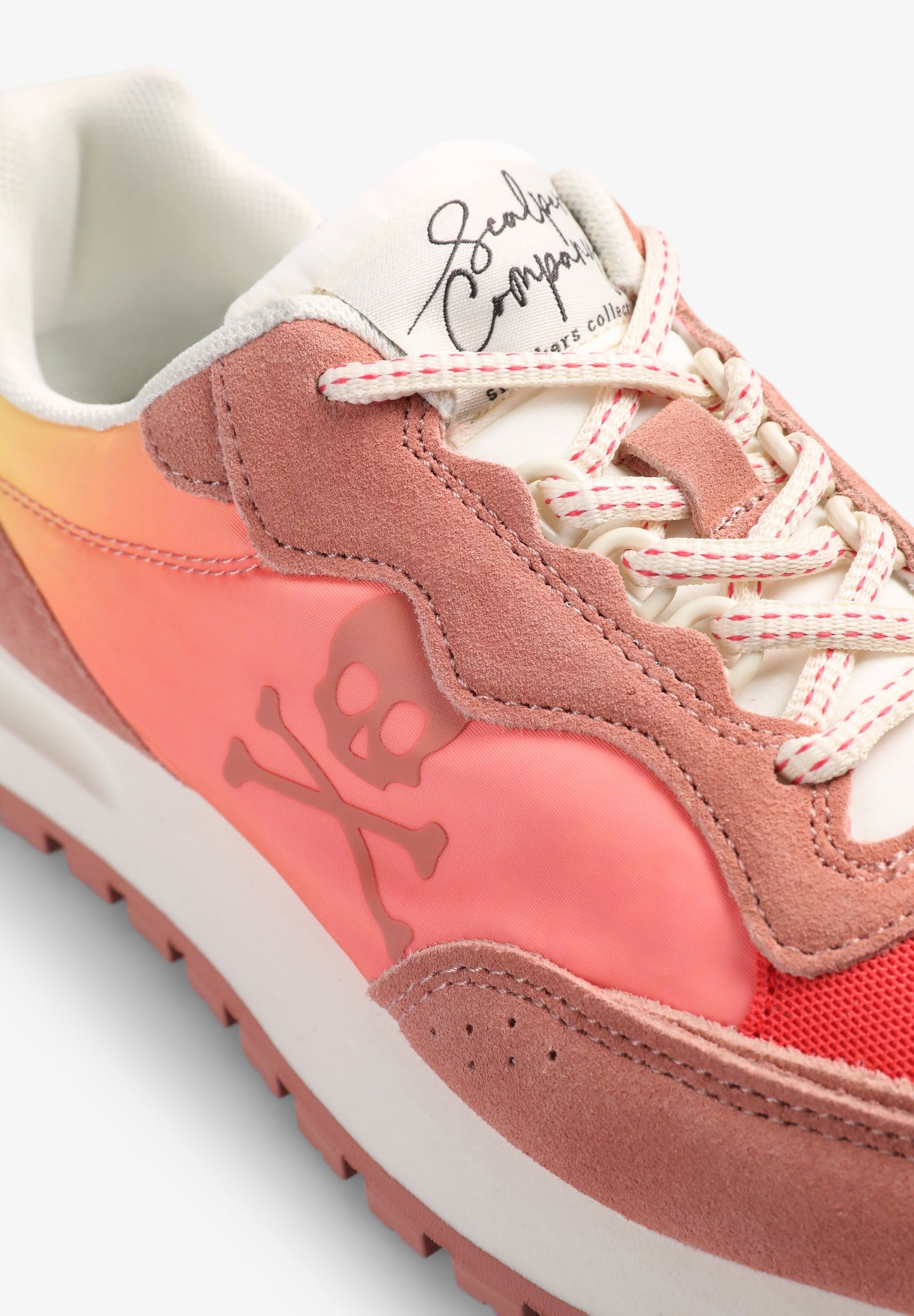 SNEAKERS CALAVERA PRINT HIGH DENSITY