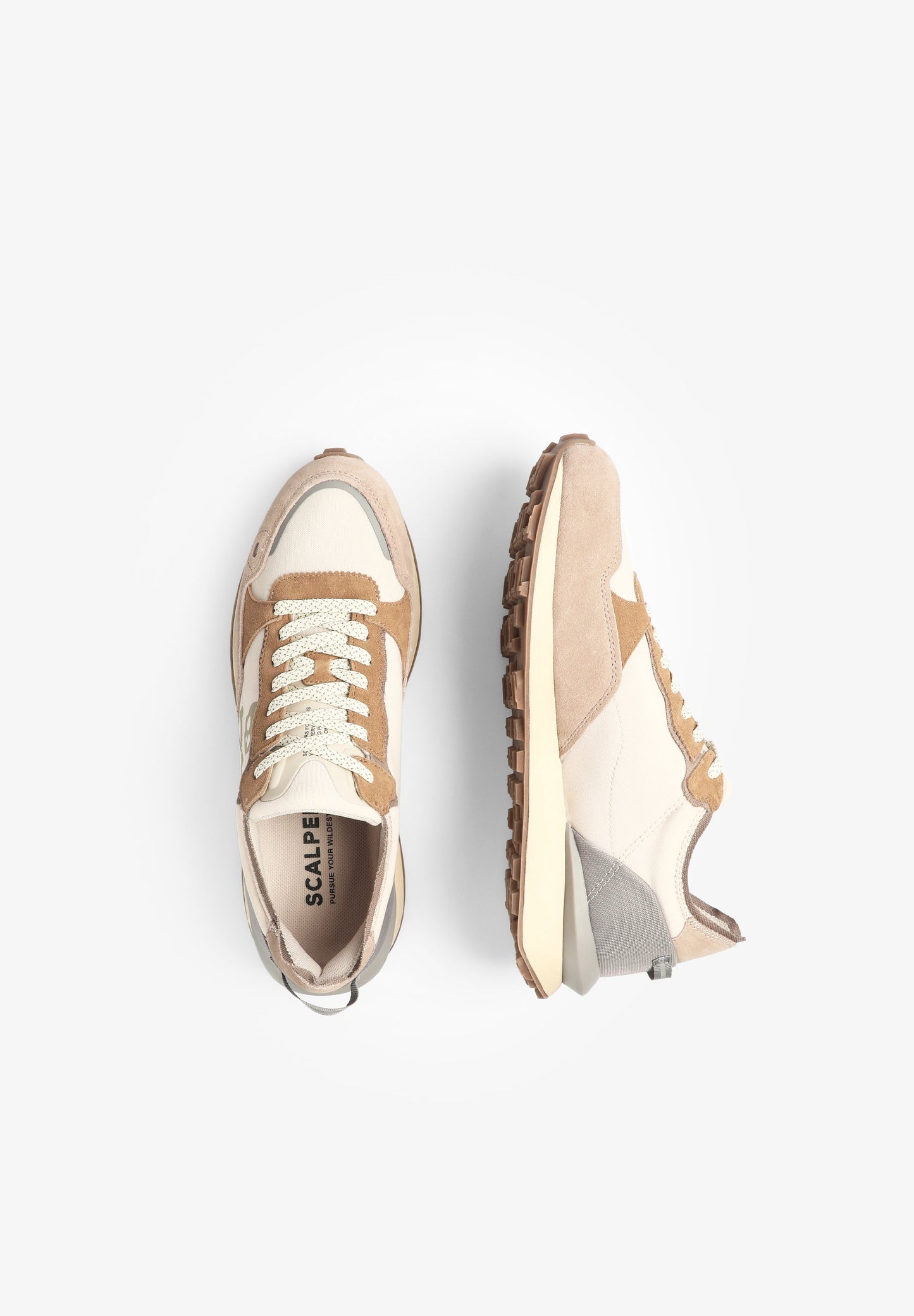 SNEAKERS CALAVERA TALÓN PRONUNCIADO