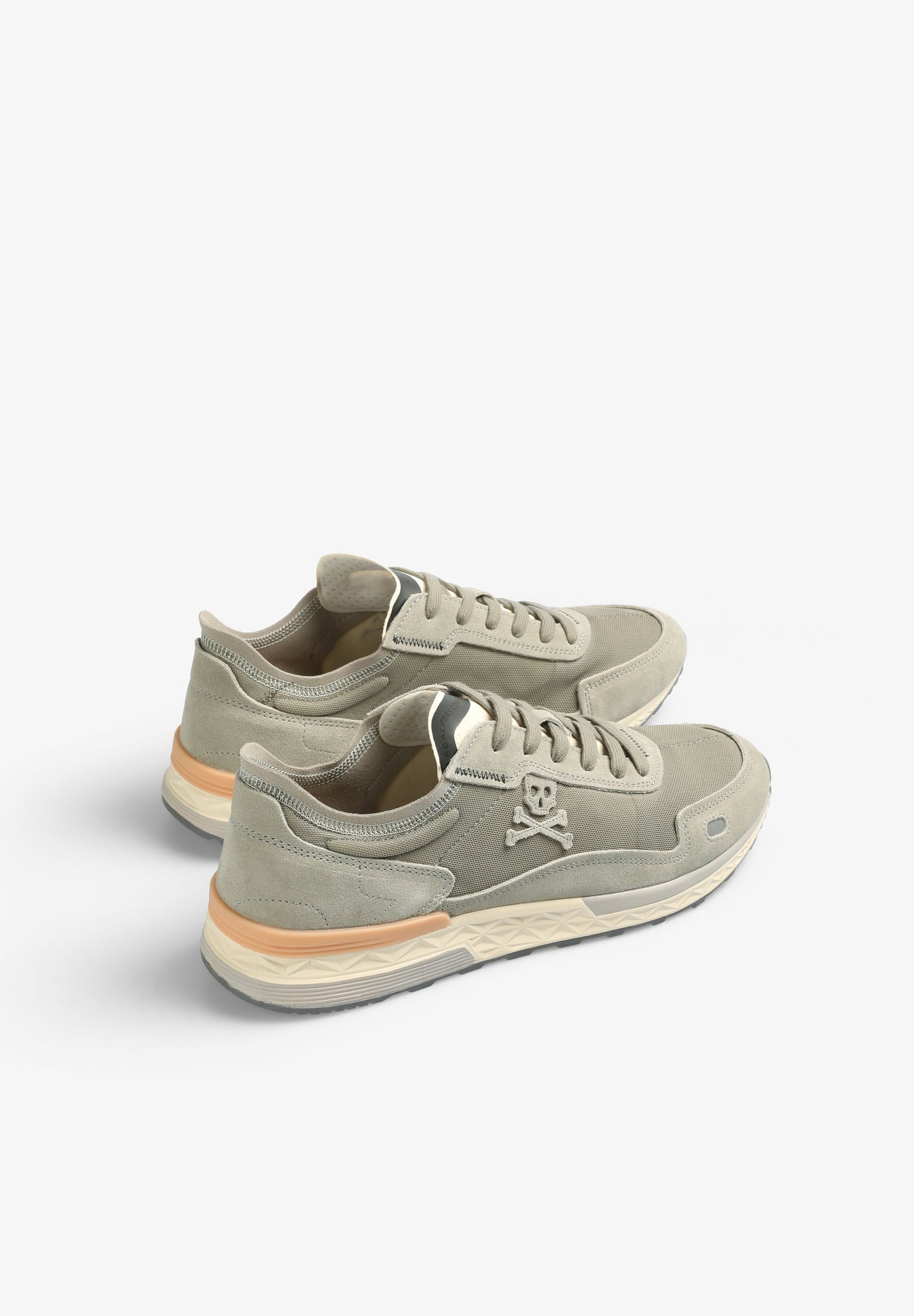 SNEAKERS CALAVERA DETALLES ANTE