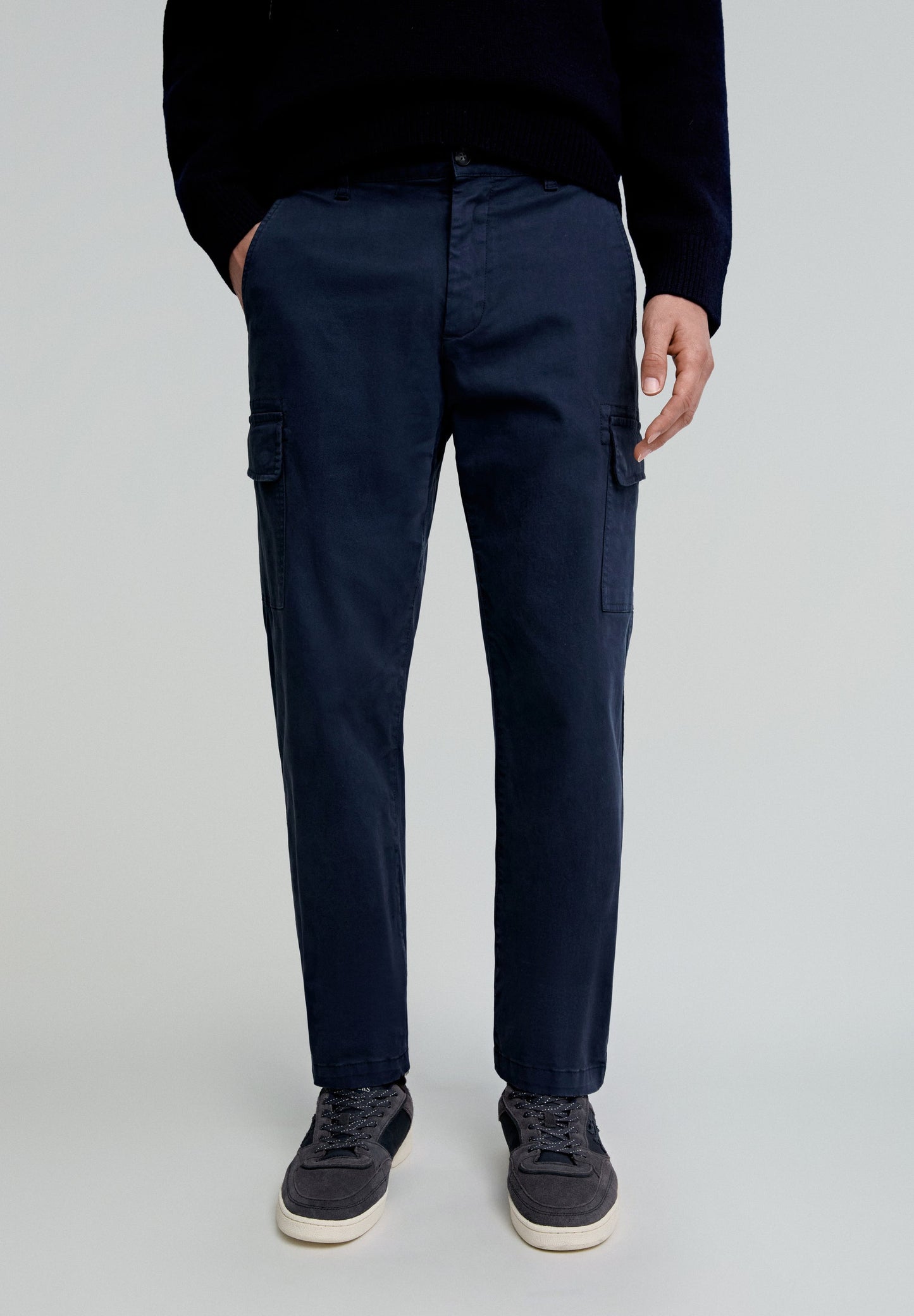 MODERN CARGO PANTS