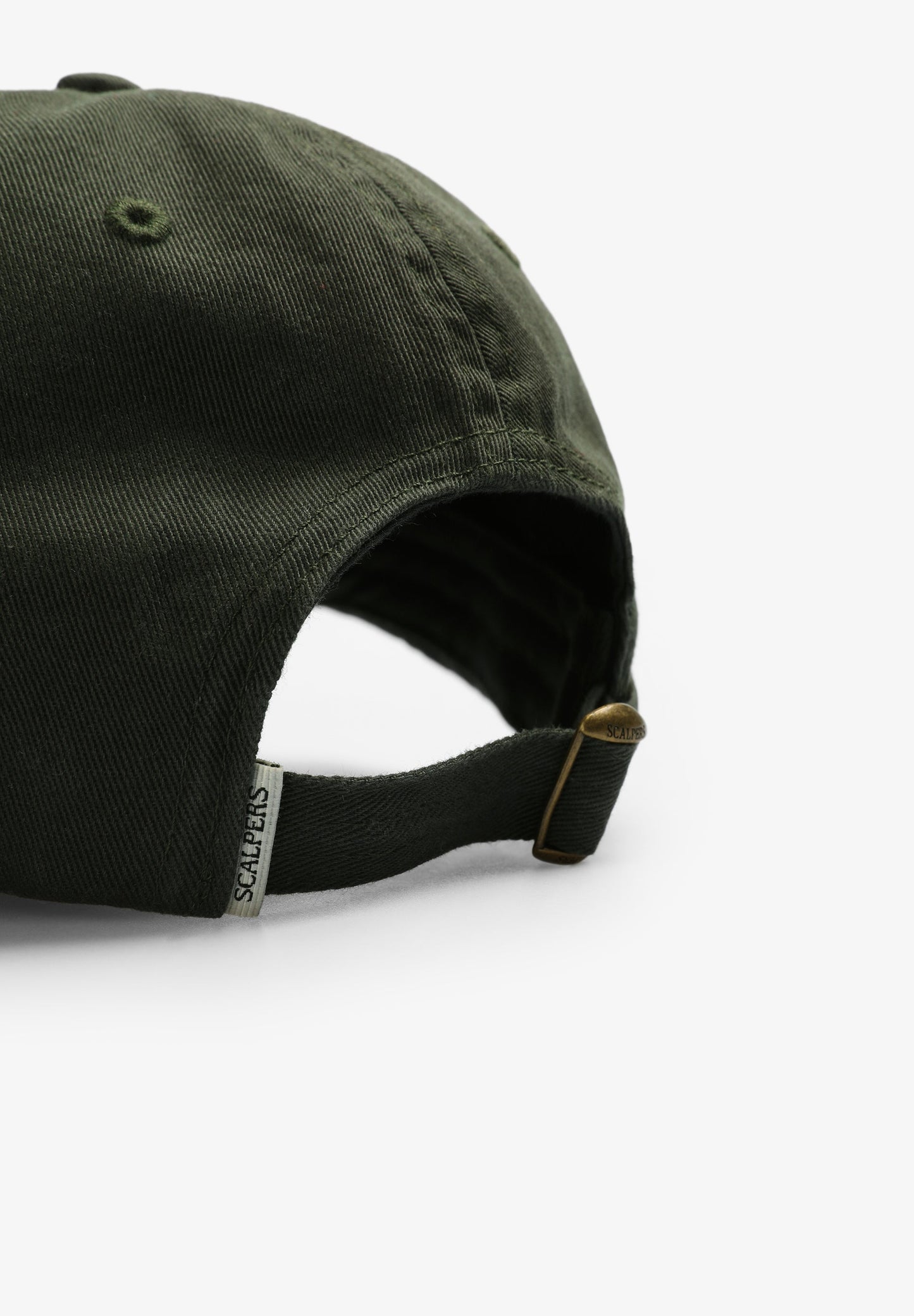 GORRA CALAVERA BORDADA