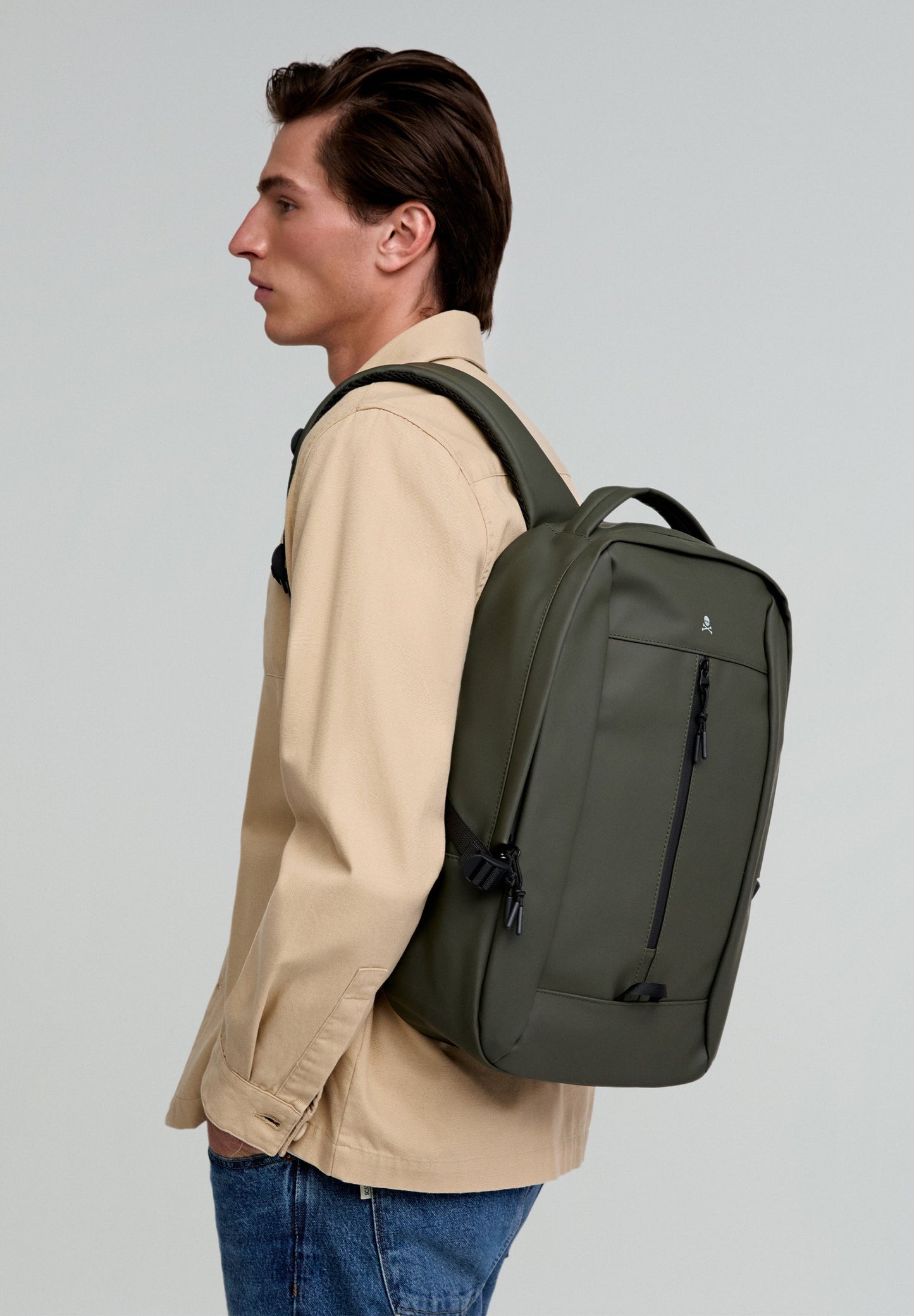 MOCHILA TÉCNICA BOLSILLO CENTRAL