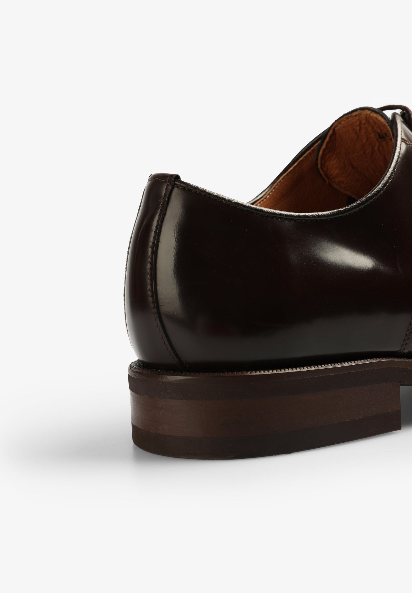 ZAPATOS BLUCHER ACABADO BRILLO
