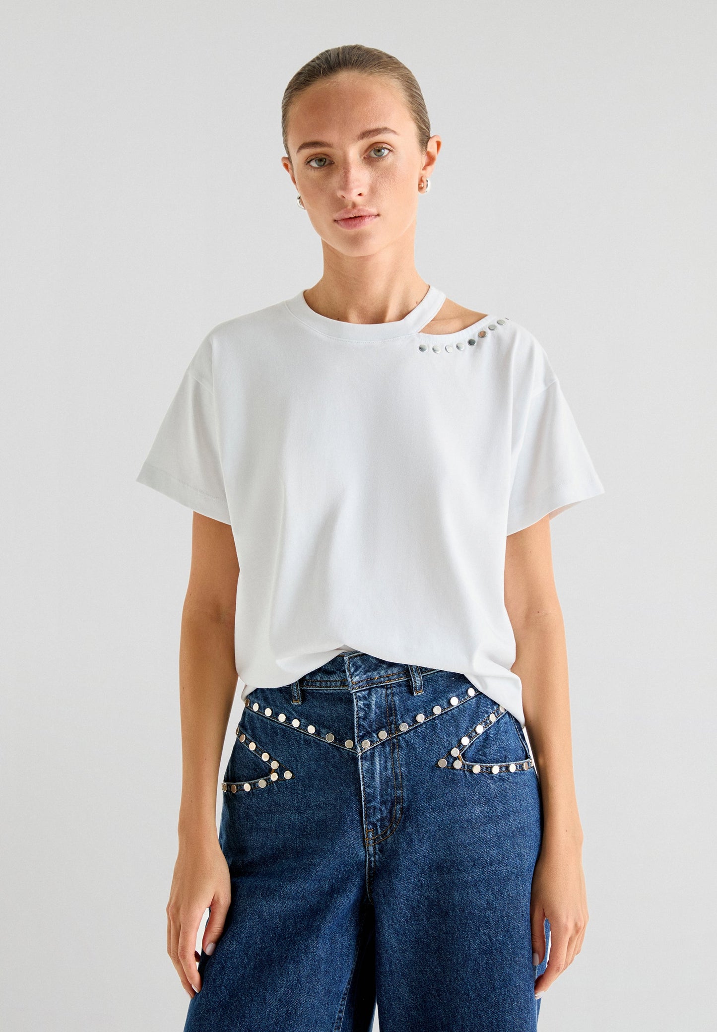 CAMISETA CUT OUT JOYA
