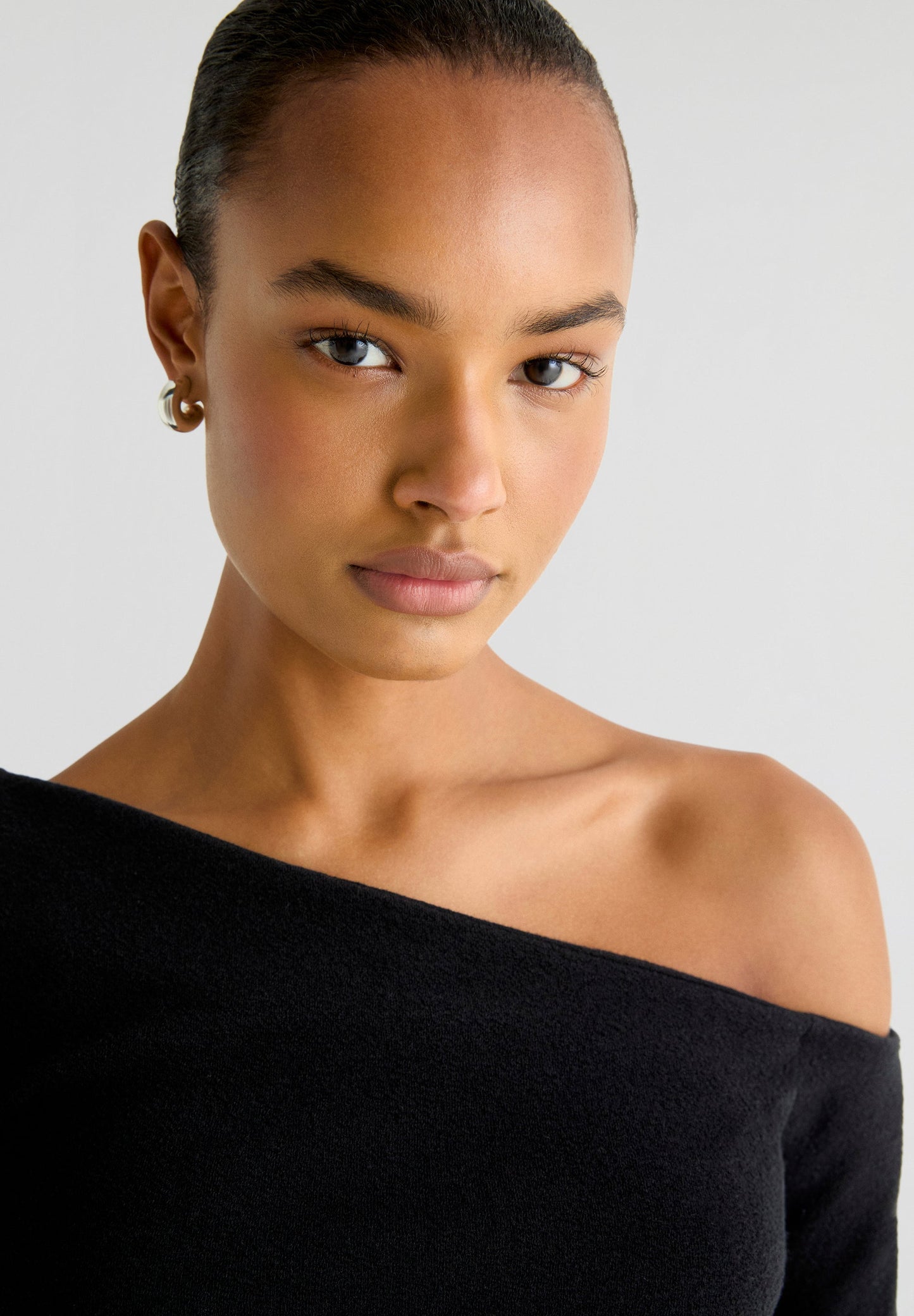 TOP ESCOTE ASIMÉTRICO