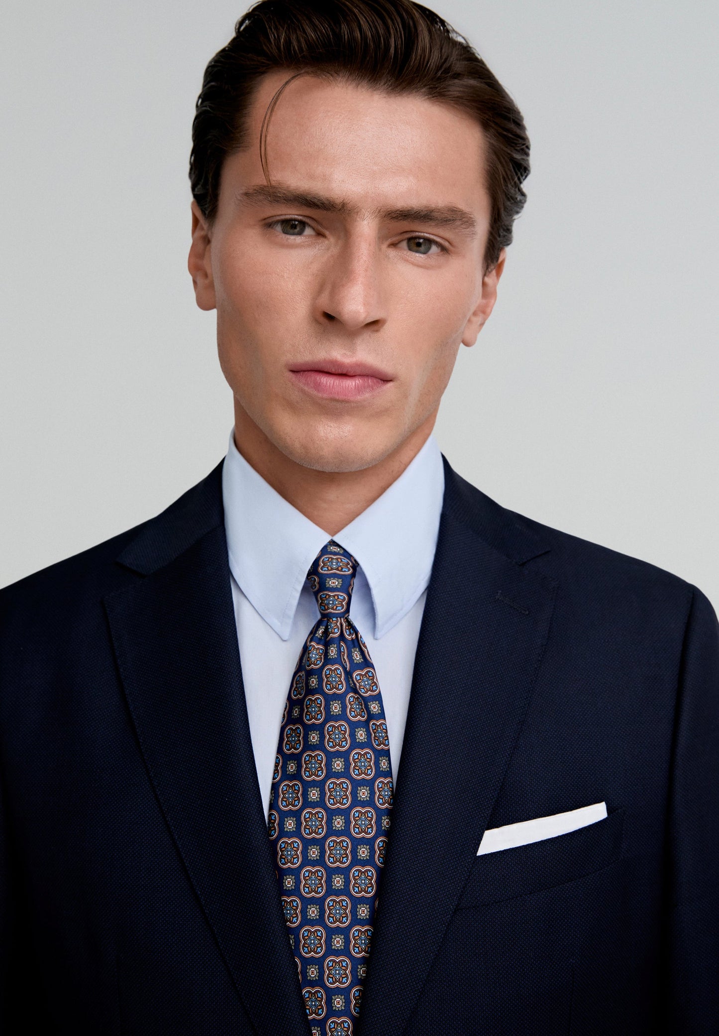 NEW DRESSY SUIT I