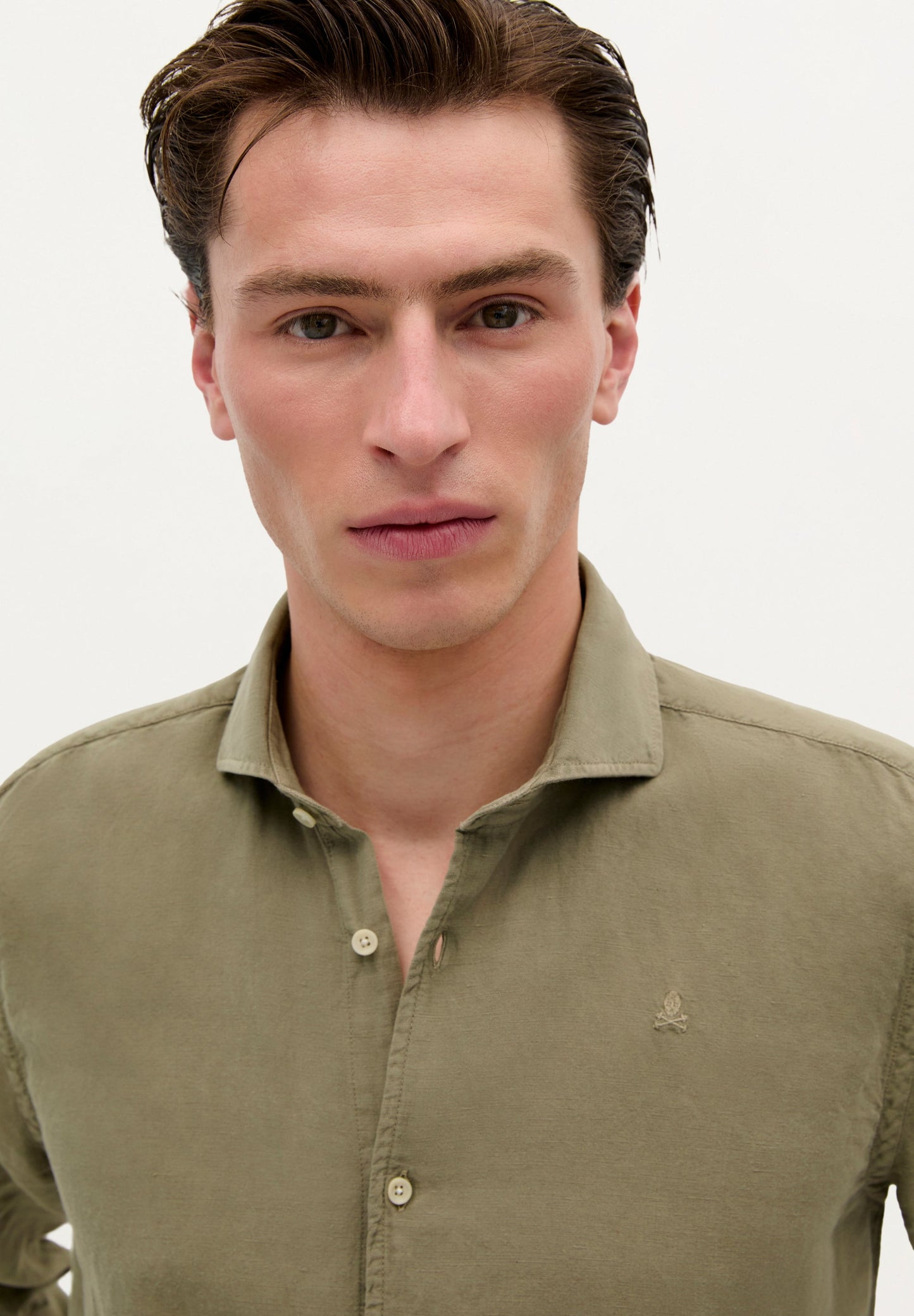 CAMISA LINO CALAVERA