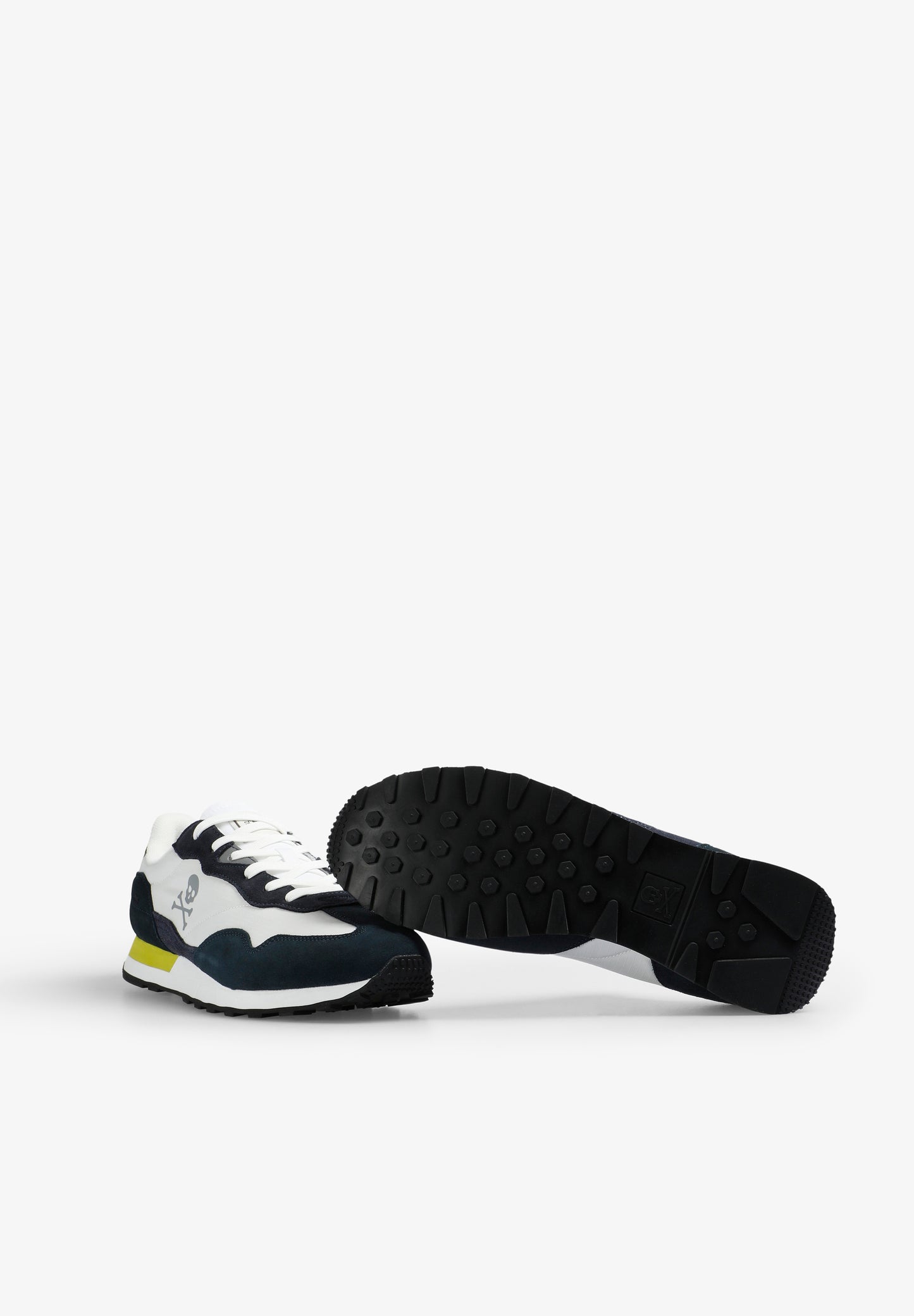 ZAPATILLA RETRO SERRAJE