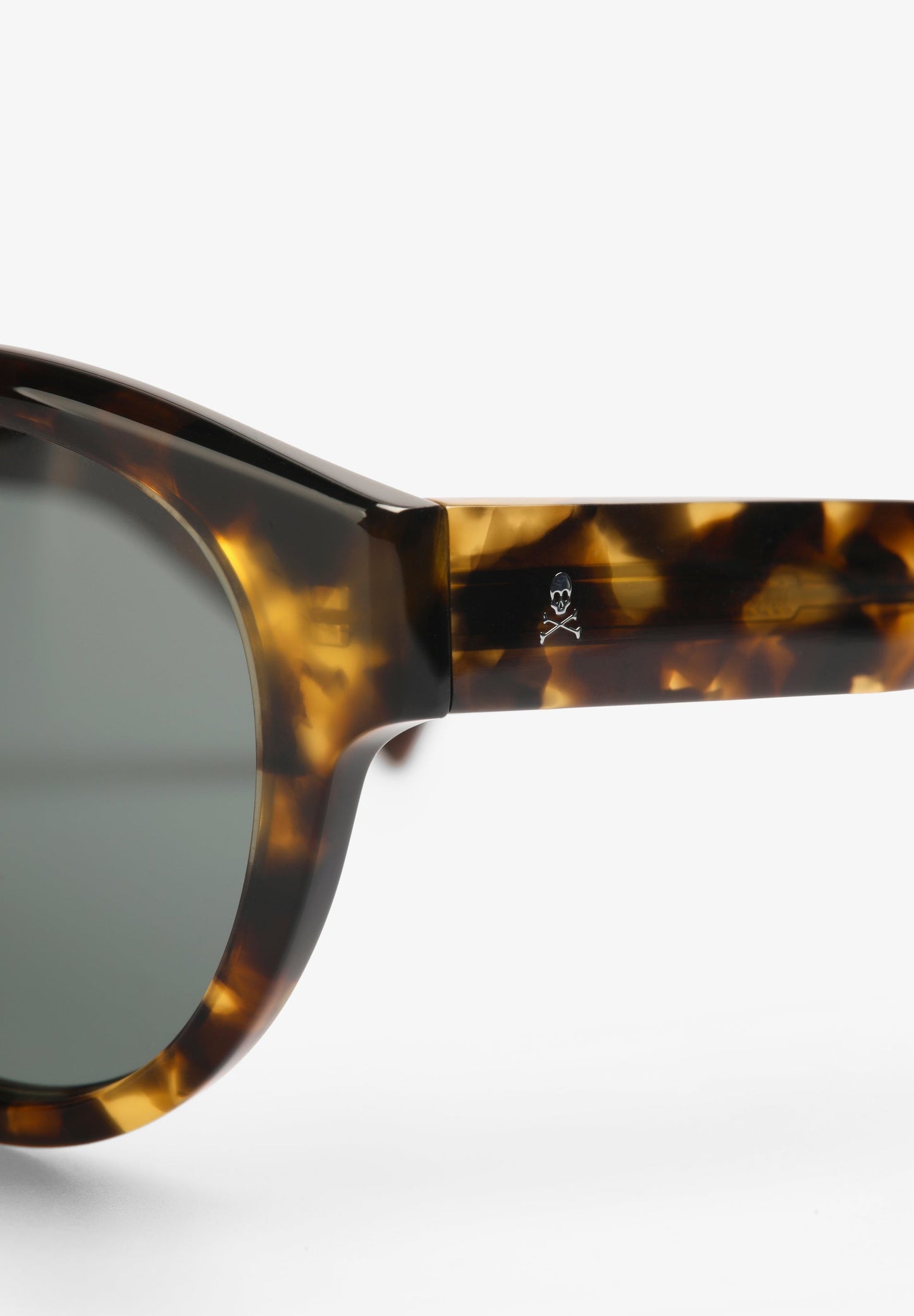 GAFAS DE SOL REDONDAS EFECTO CAREY