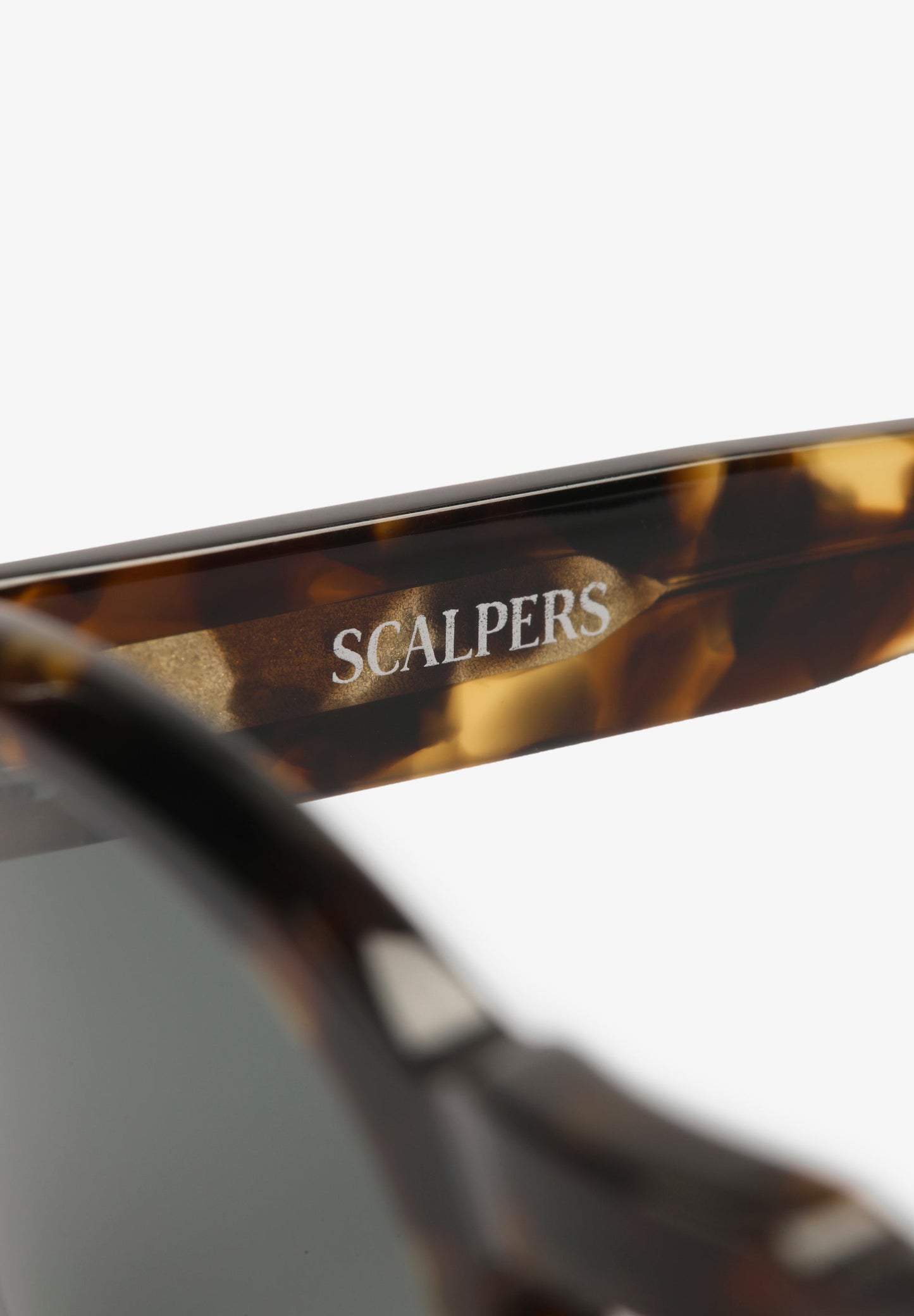 GAFAS DE SOL REDONDAS EFECTO CAREY