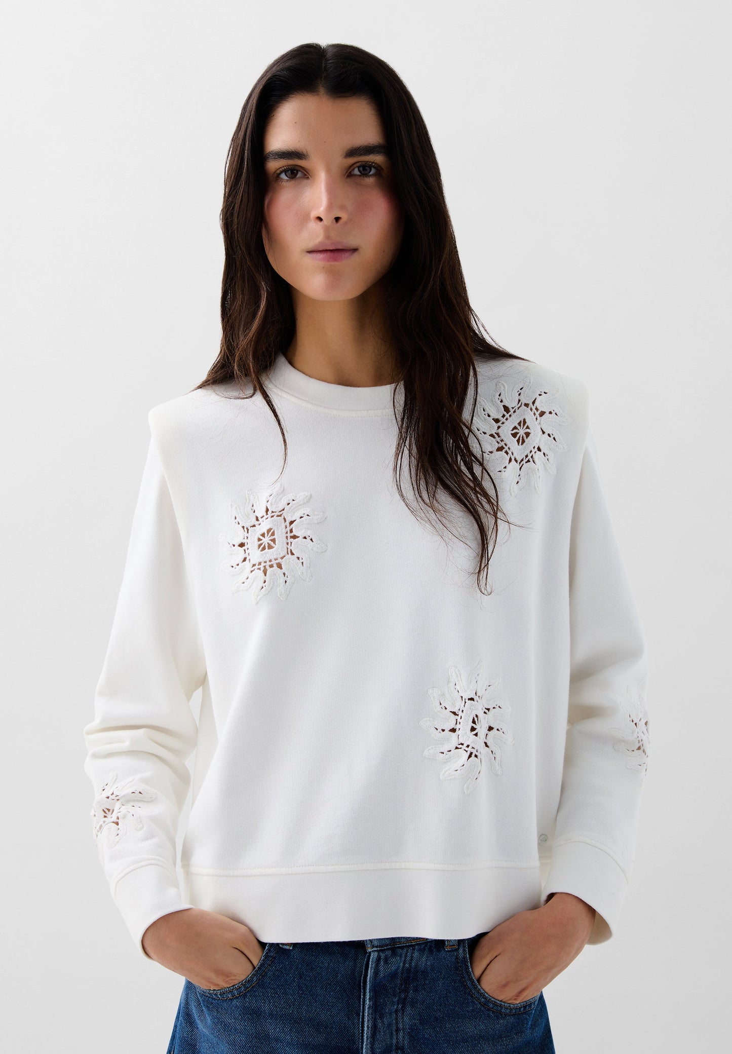 SUDADERA HOMBRERA DETALLES CROCHET