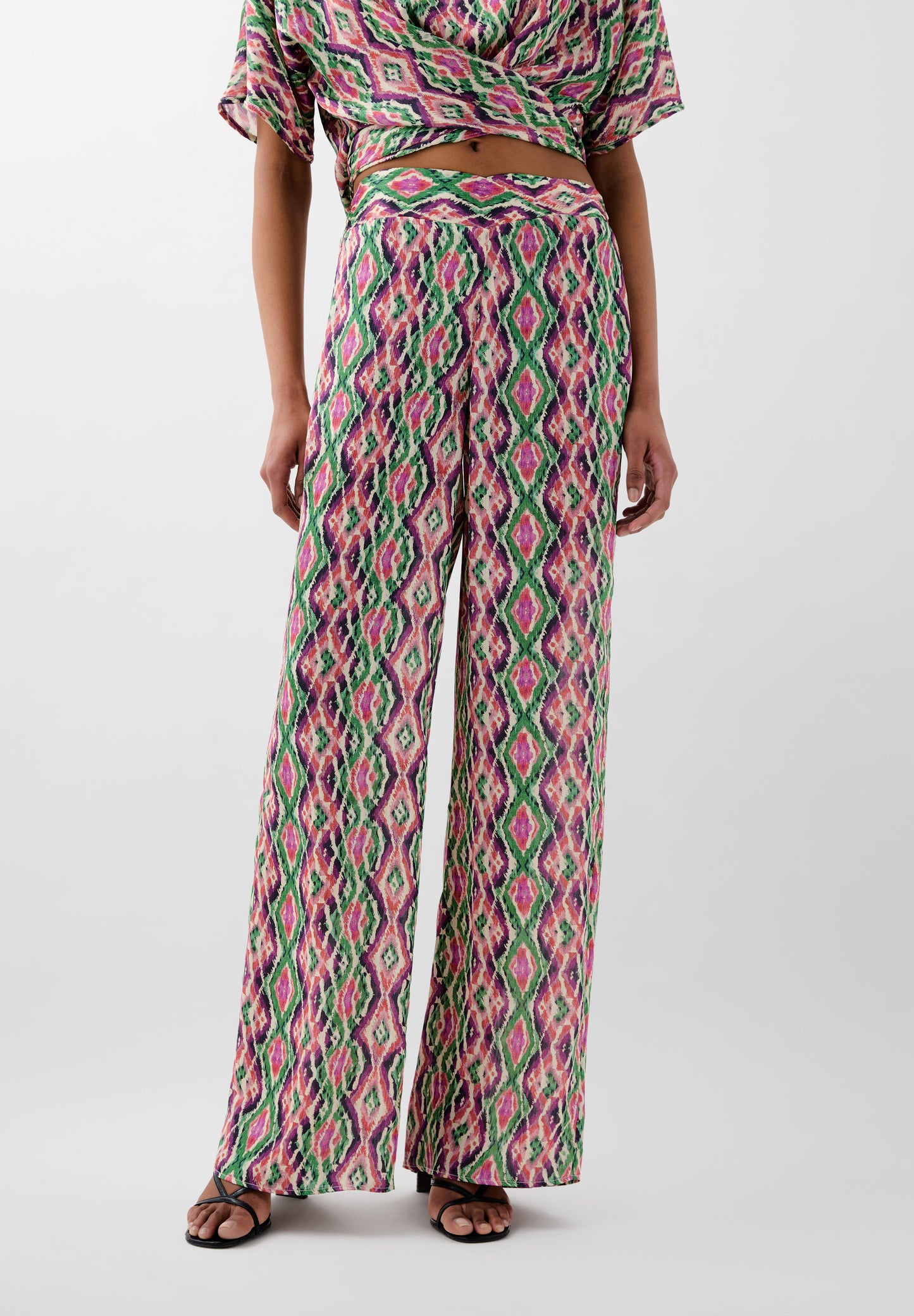 PANTALÓN ESTAMPADO ROMBOS