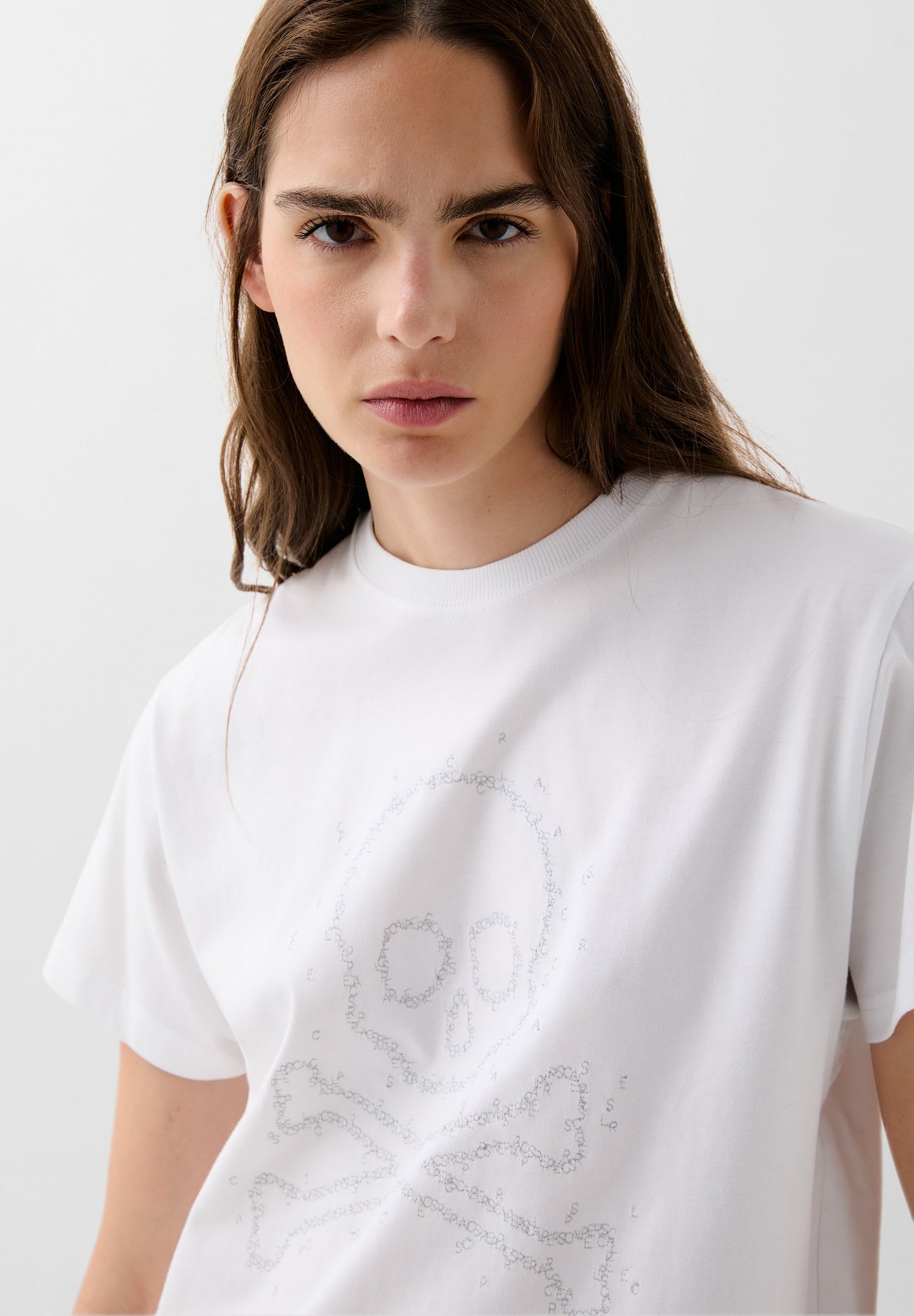 CAMISETA LETRAS CALAVERA