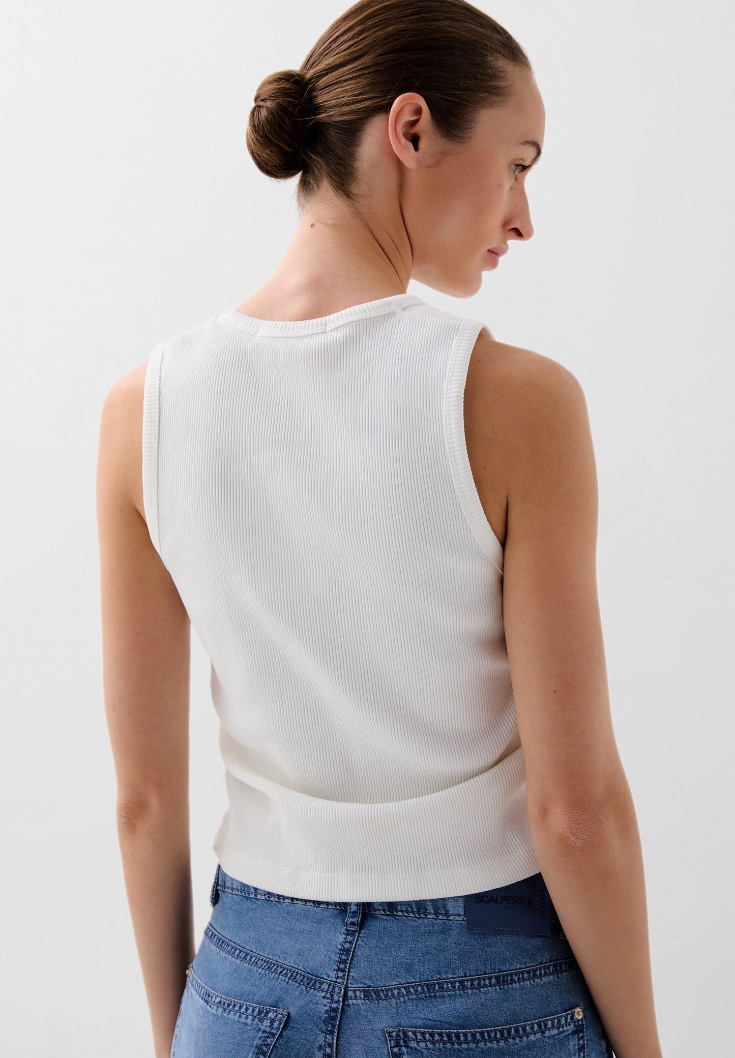 TANK TOP FRUNCES LATERALES