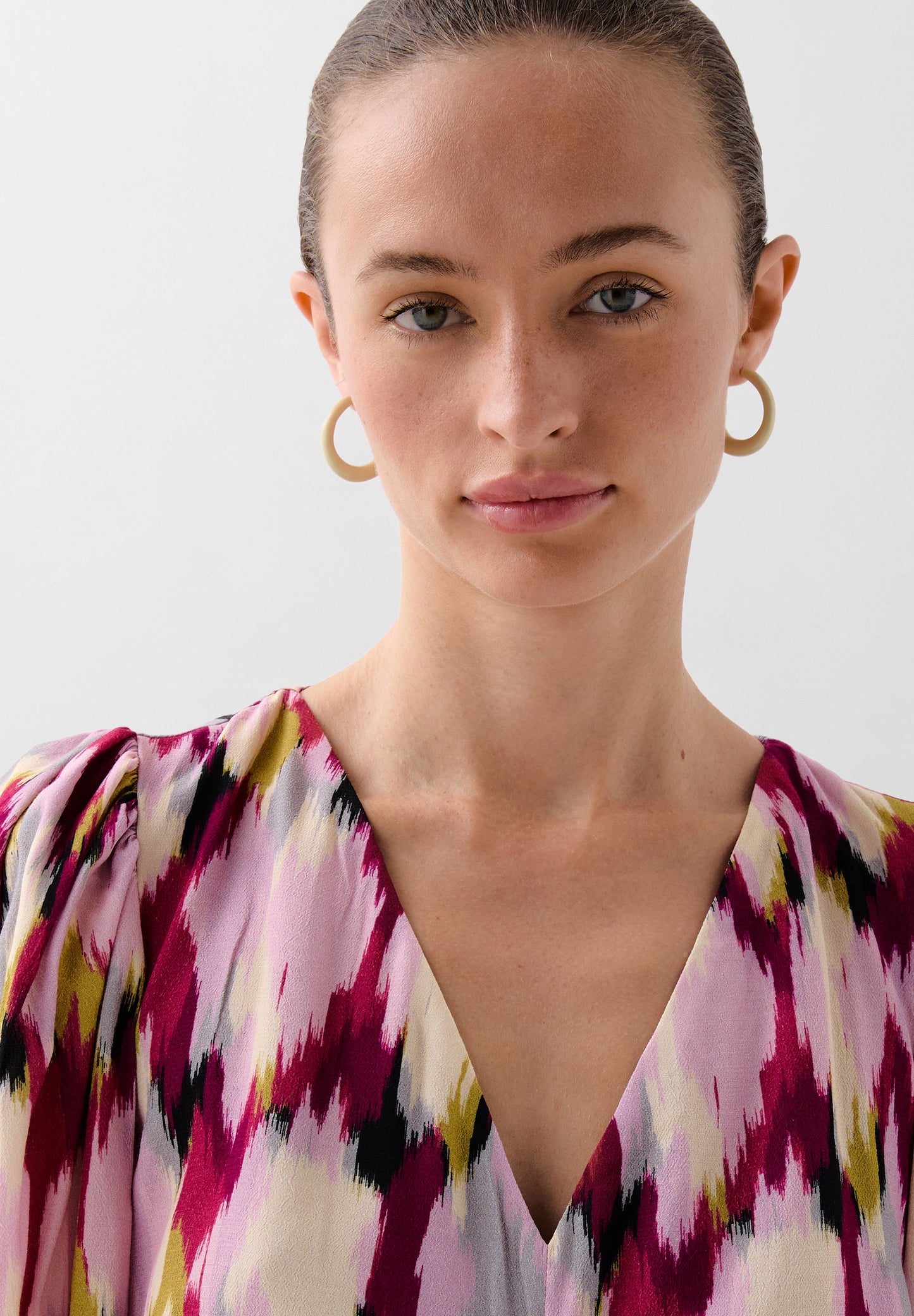 VESTIDO MINI ESTAMPADO FRUNCES