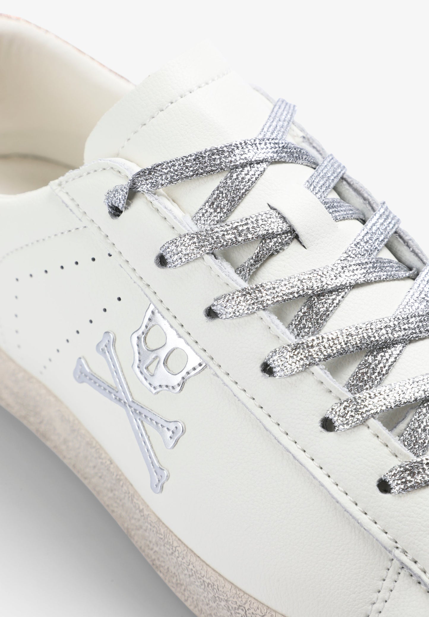 SNEAKERS BAJAS CALAVERA LATERAL
