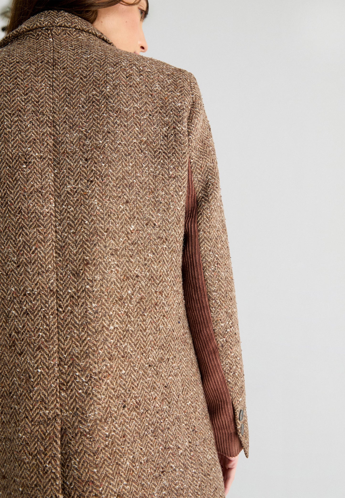 ABRIGO LANA ESPIGA DETALLE PANA