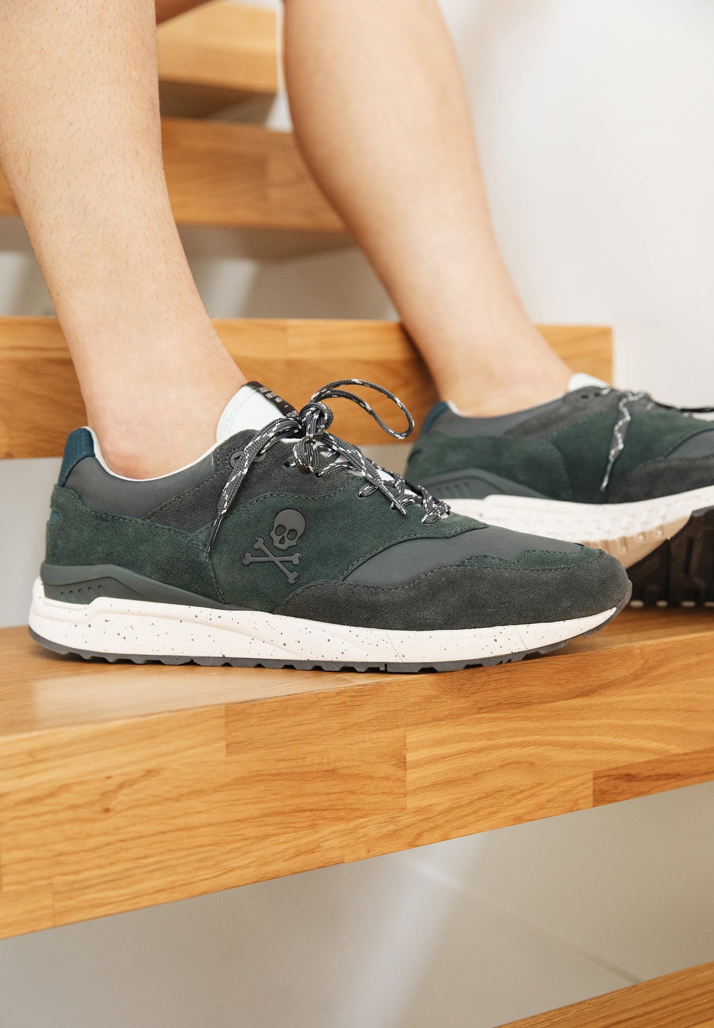 SNEAKERS SUELA ANCHA