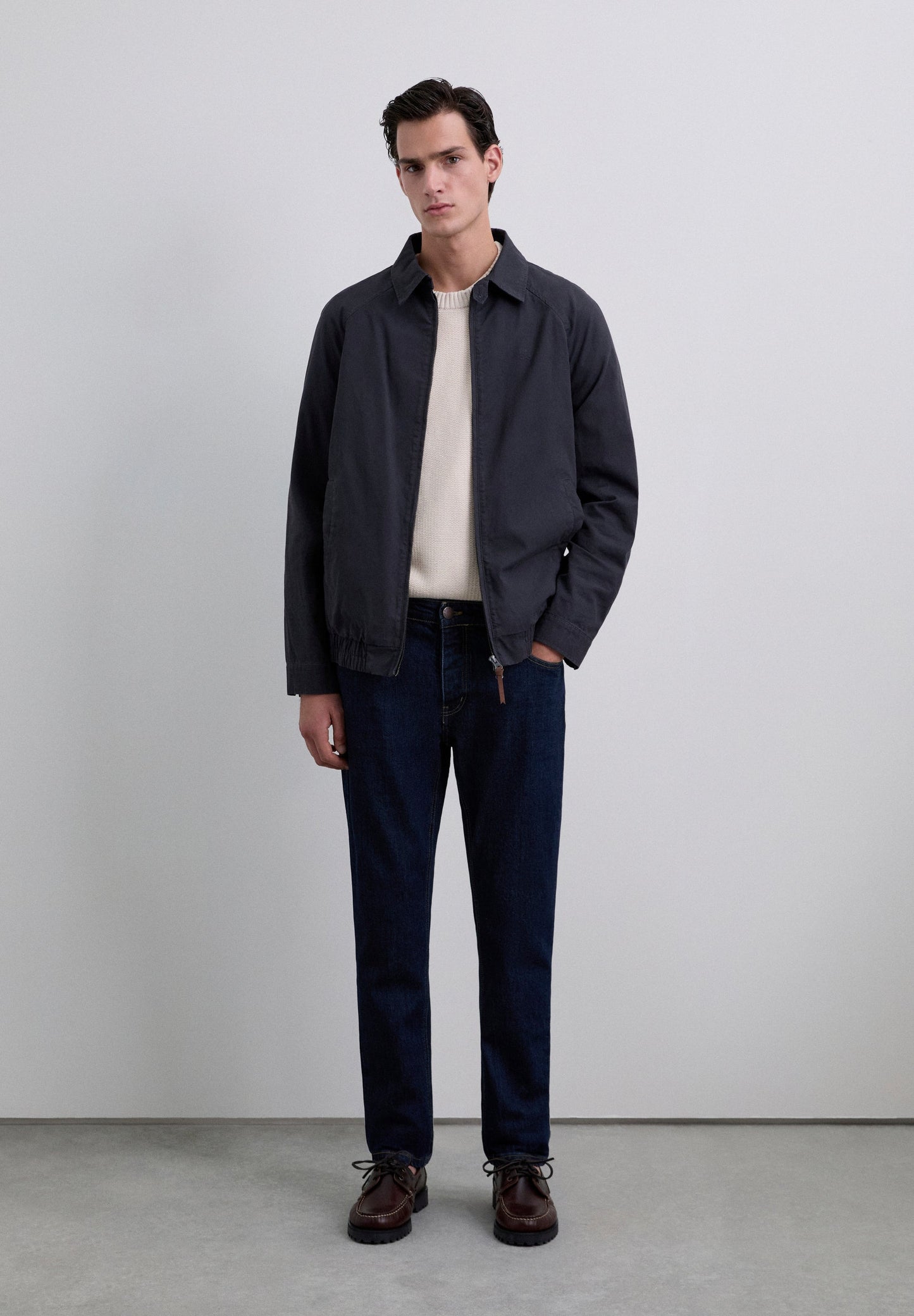 PANTALÓN VAQUERO SLIM FIT