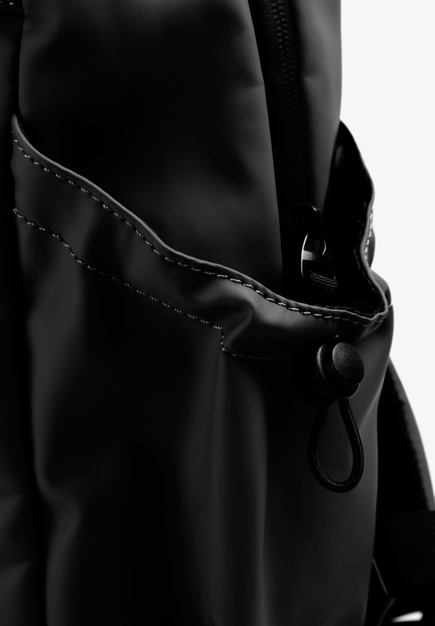 MOCHILA TÉCNICA CALAVERA