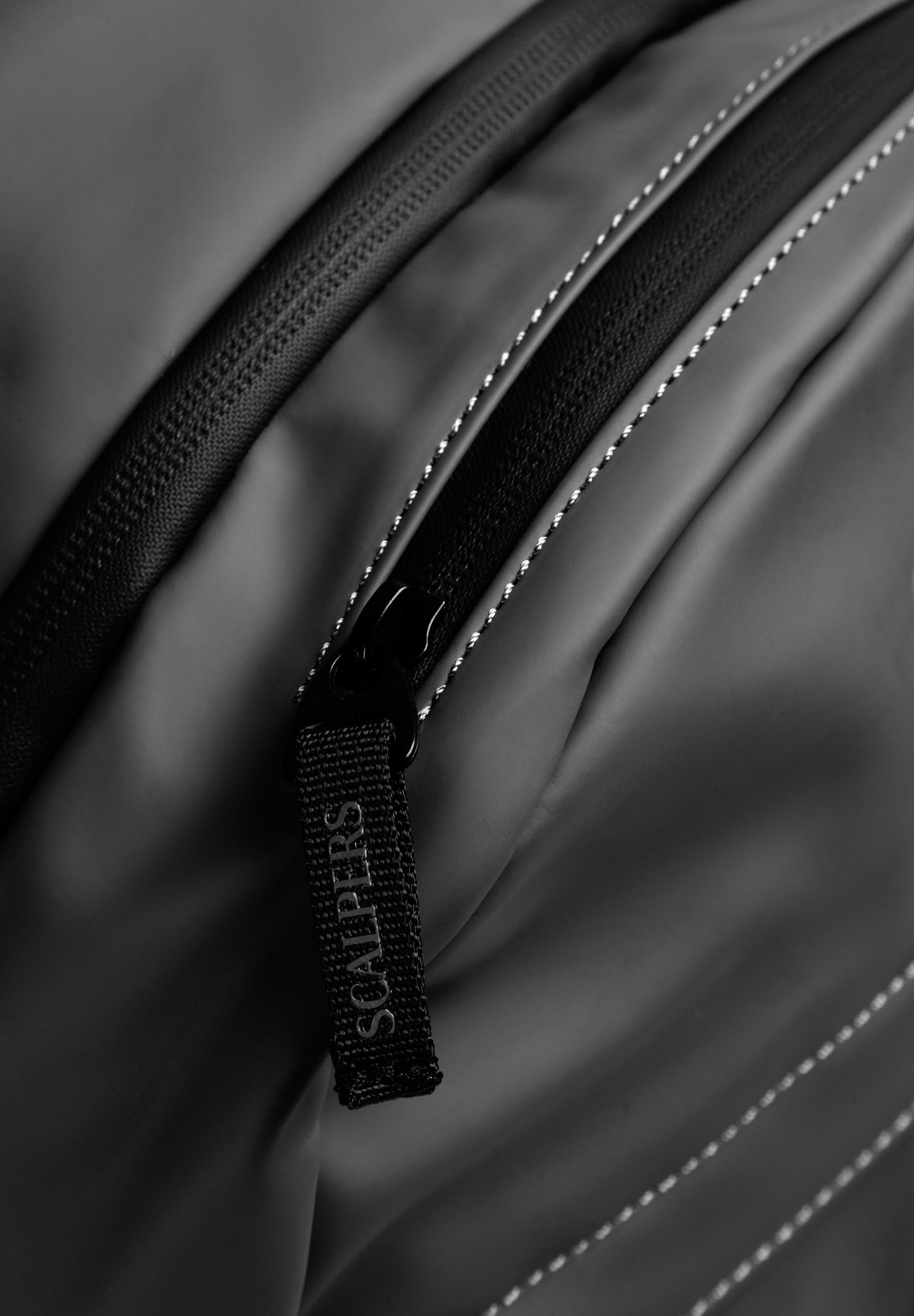 MOCHILA TÉCNICA CALAVERA