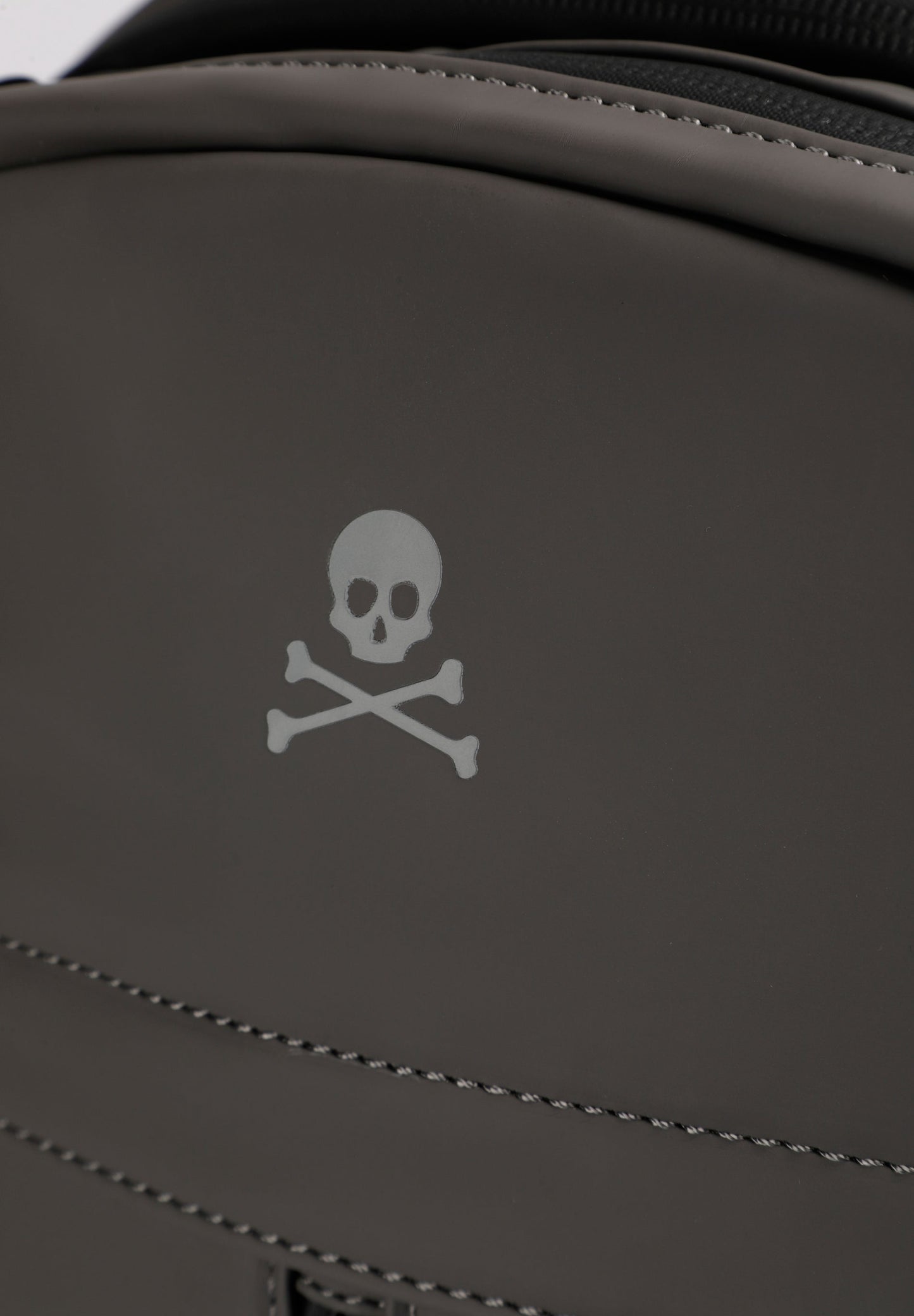 MOCHILA TÉCNICA CALAVERA